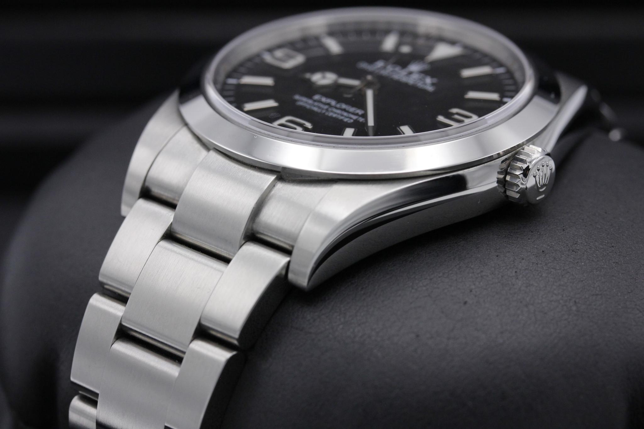 Watch Image 2