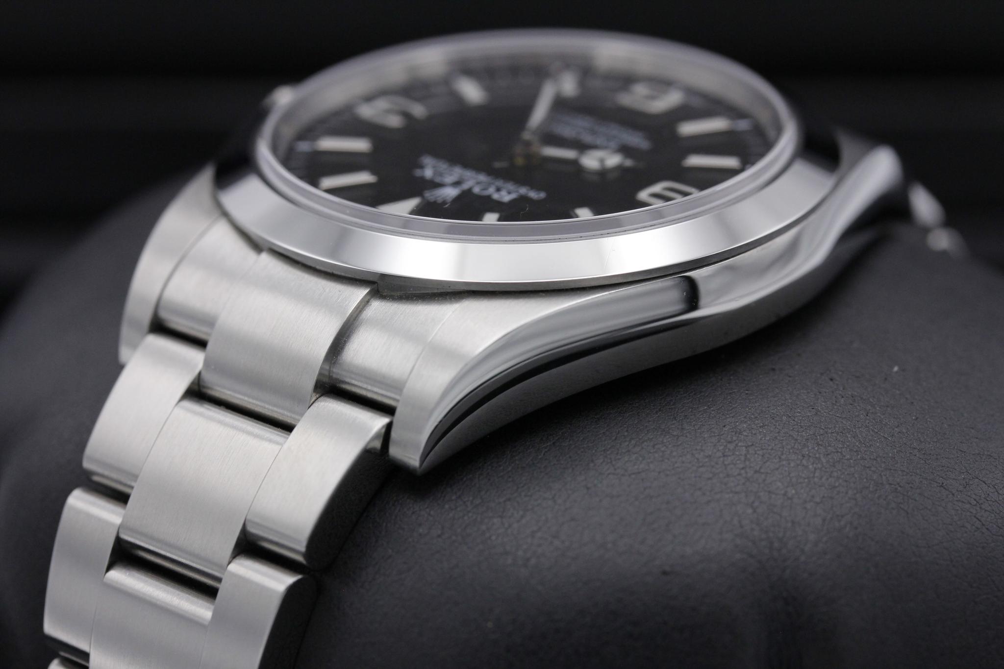 Watch Image 5