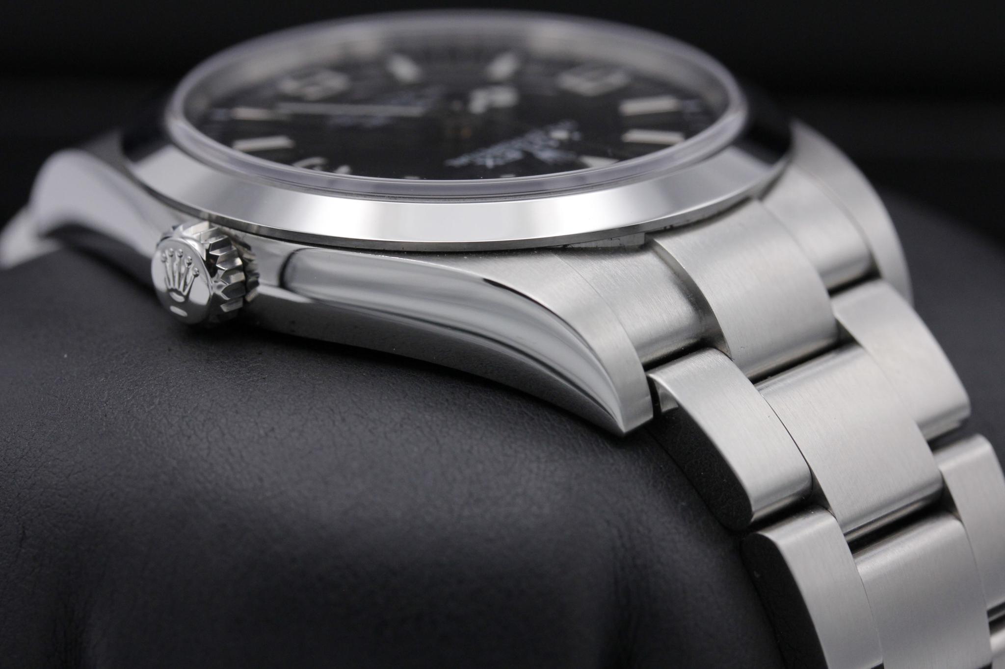 Watch Image 4