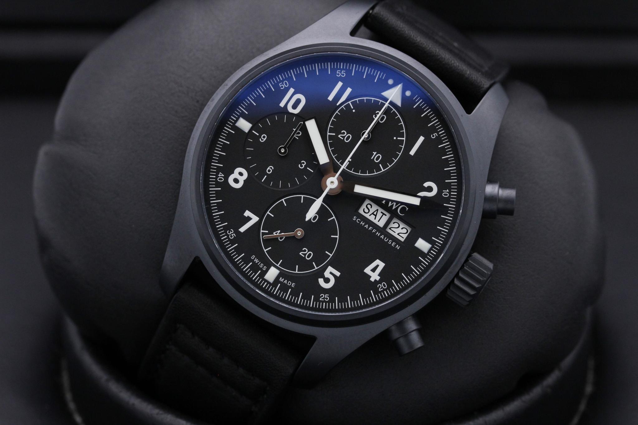 Watch Image 9