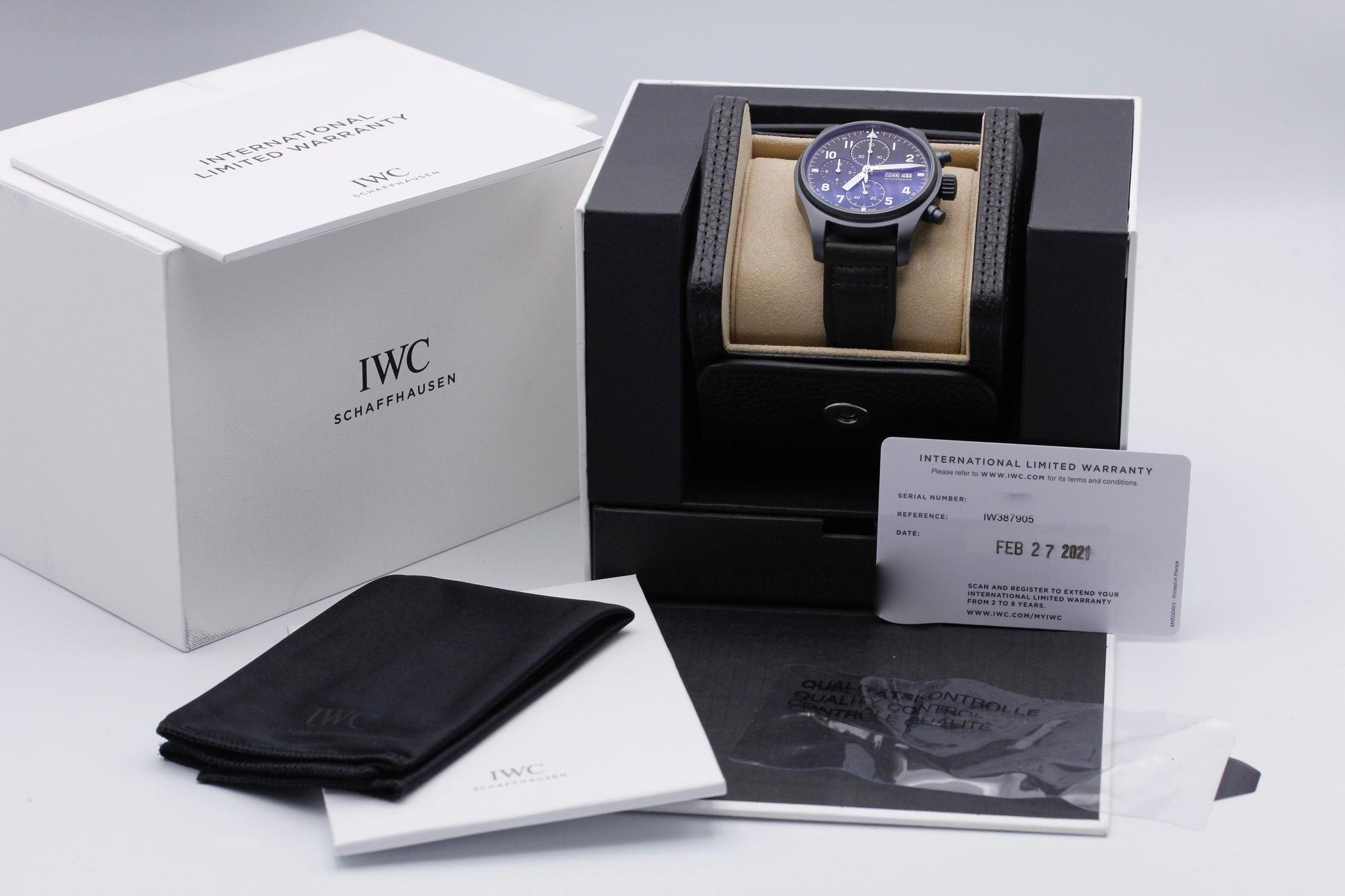 Watch Image 11