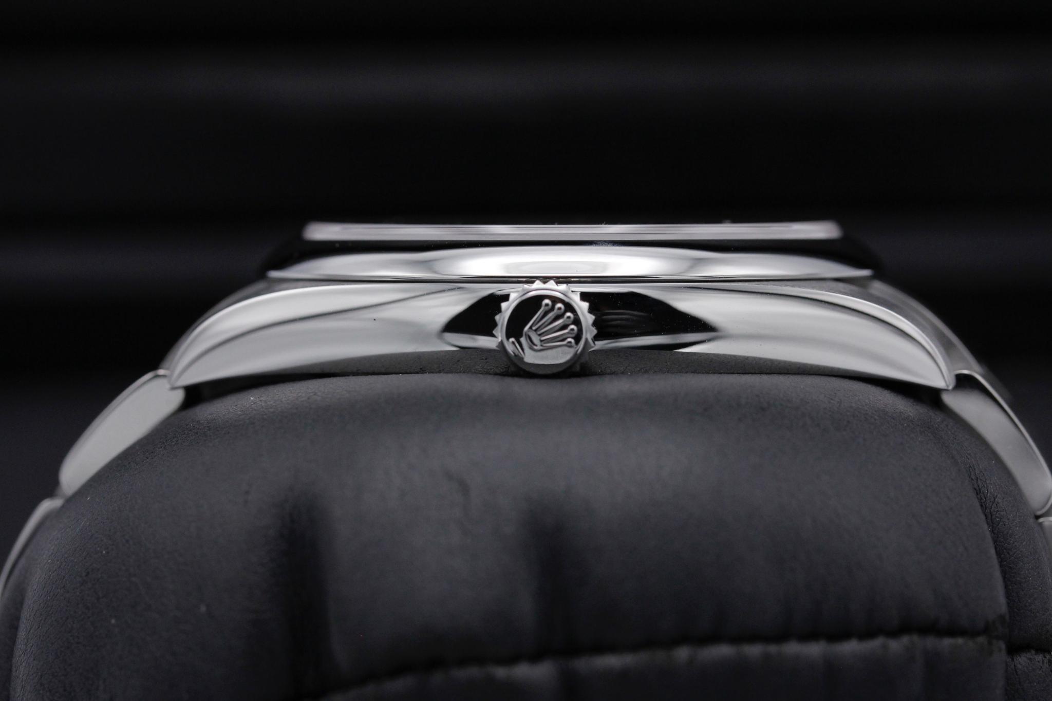 Watch Image 3
