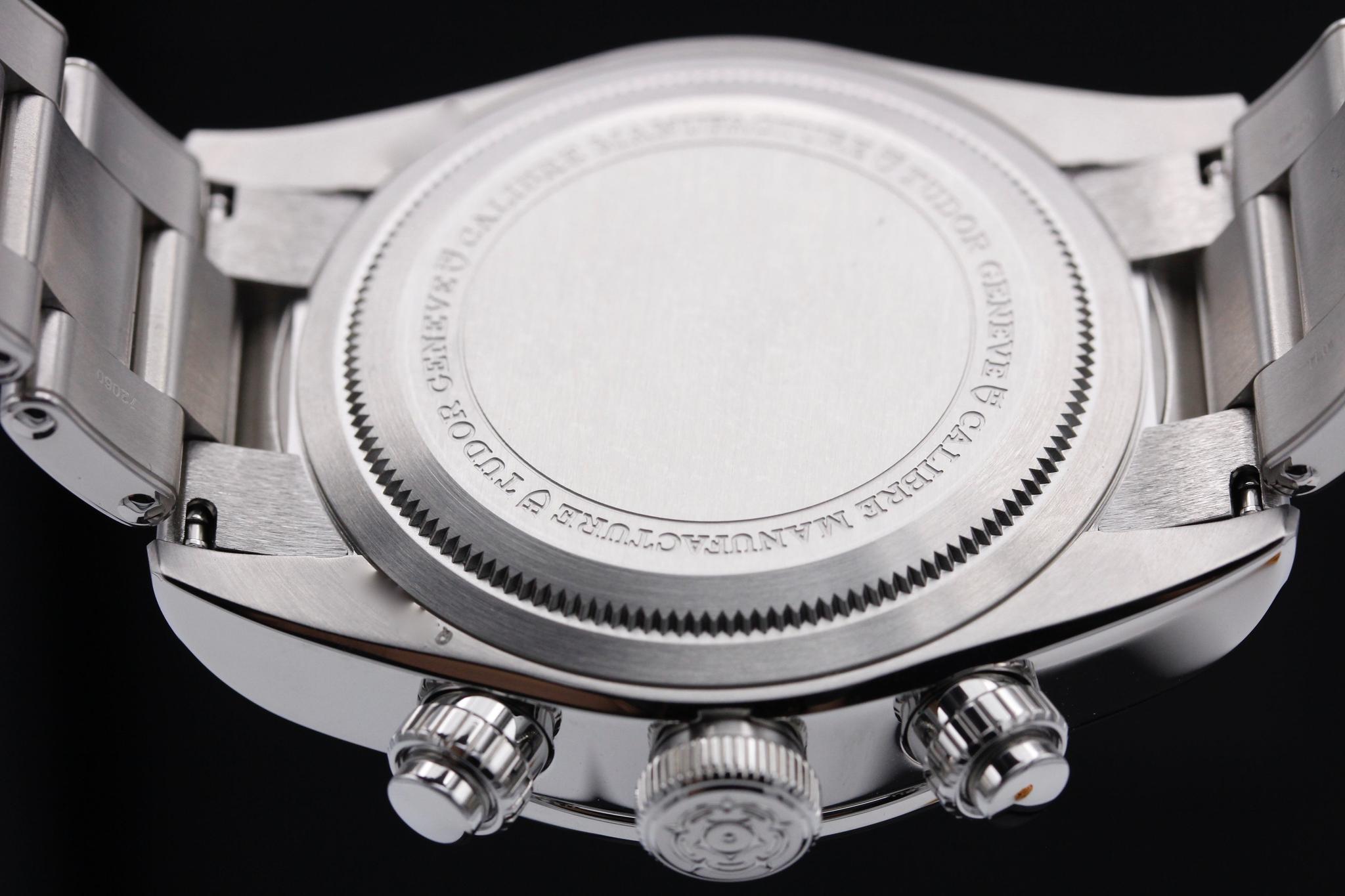 Watch Image 7