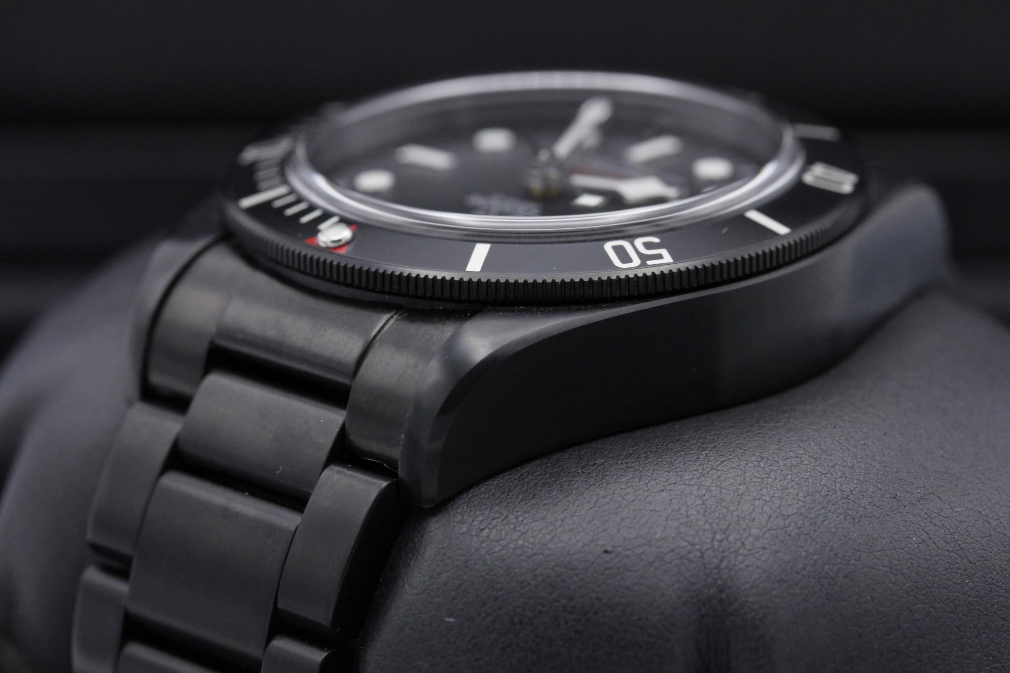 Watch Image 5