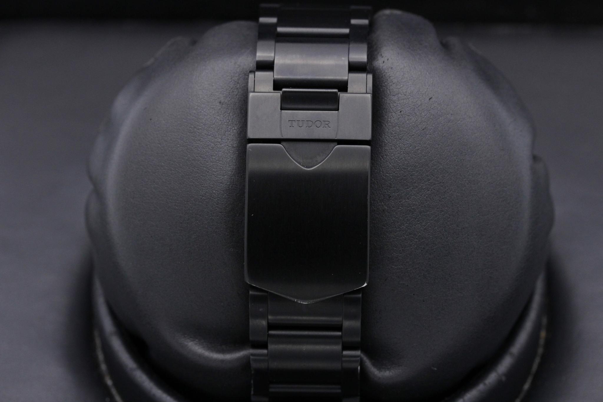 Watch Image 8
