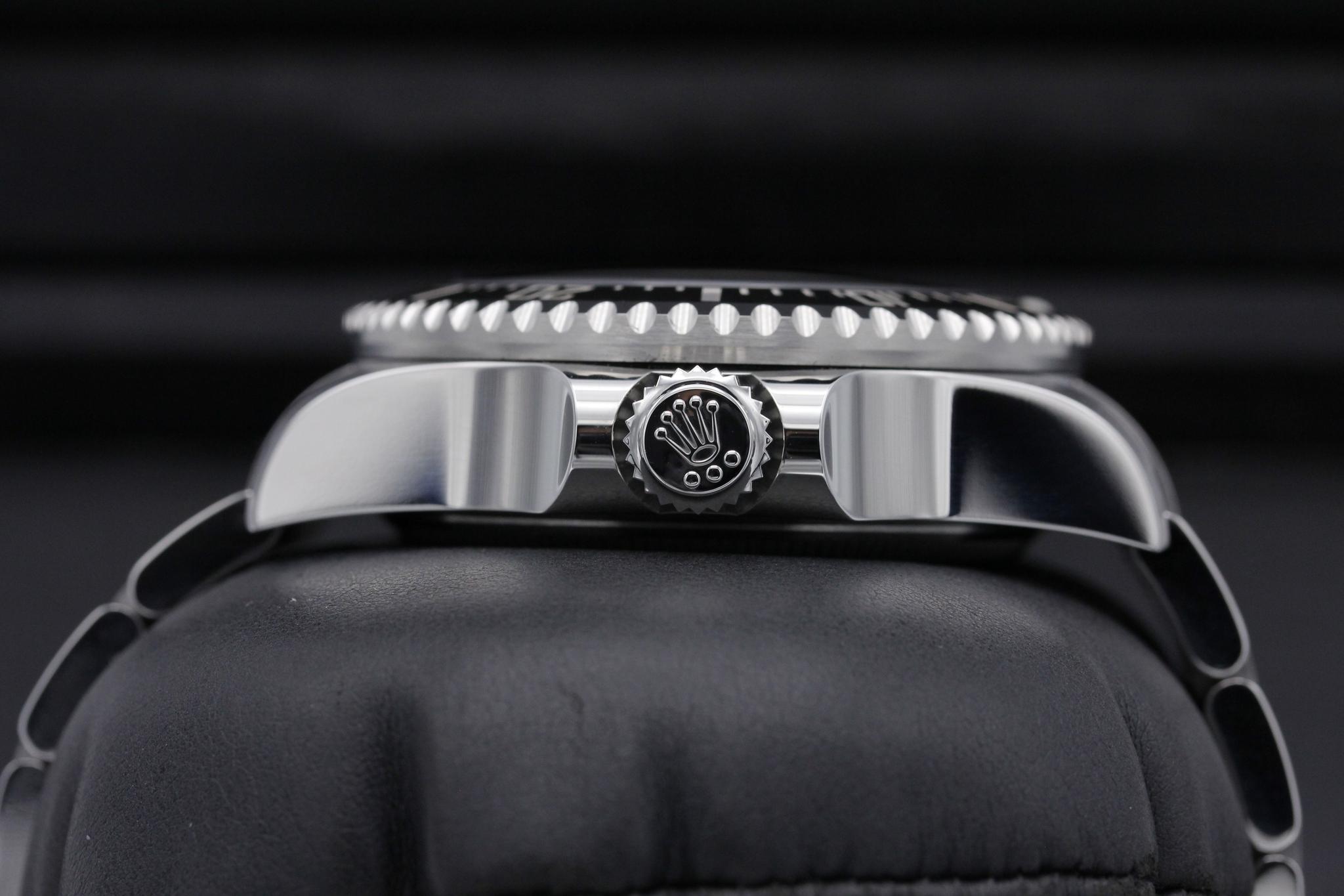 Watch Image 3