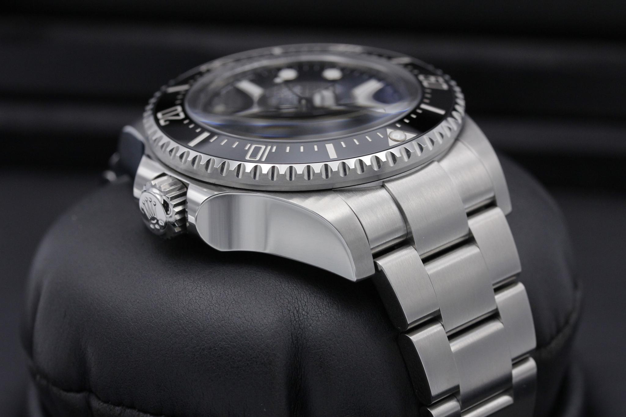 Watch Image 4