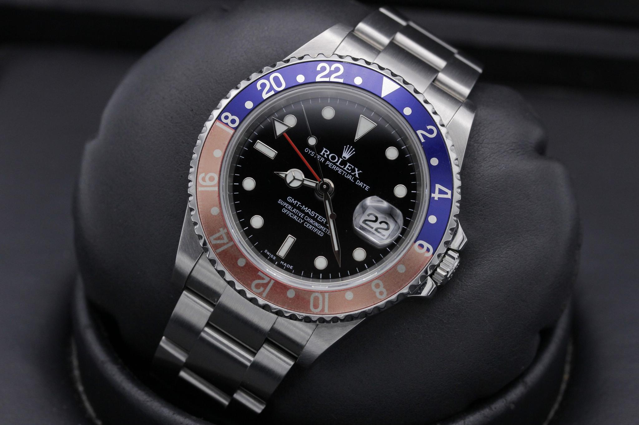 Watch Image 14