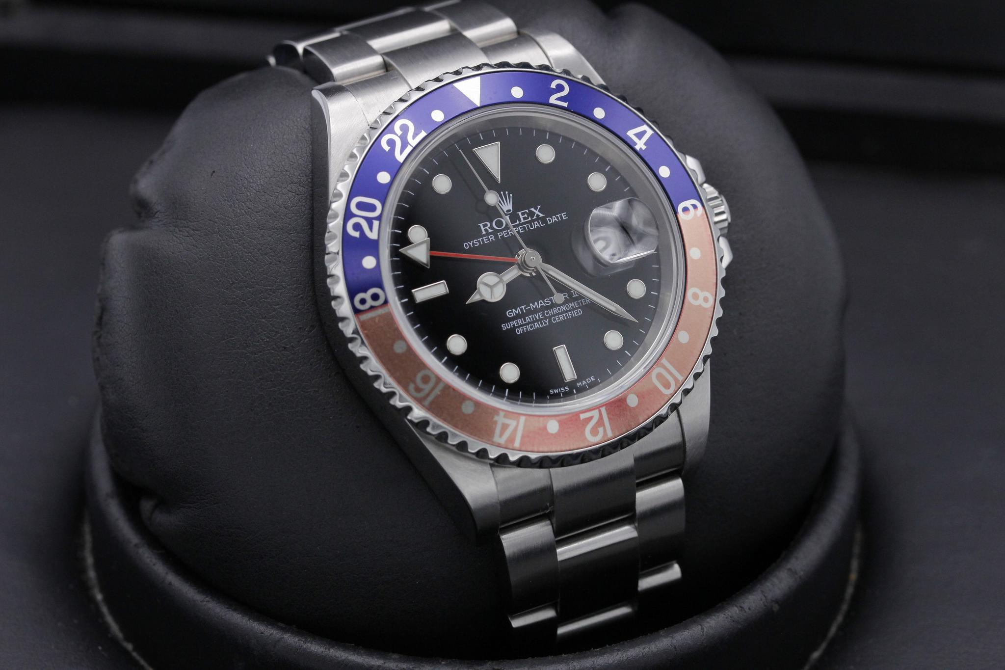 Watch Image 15