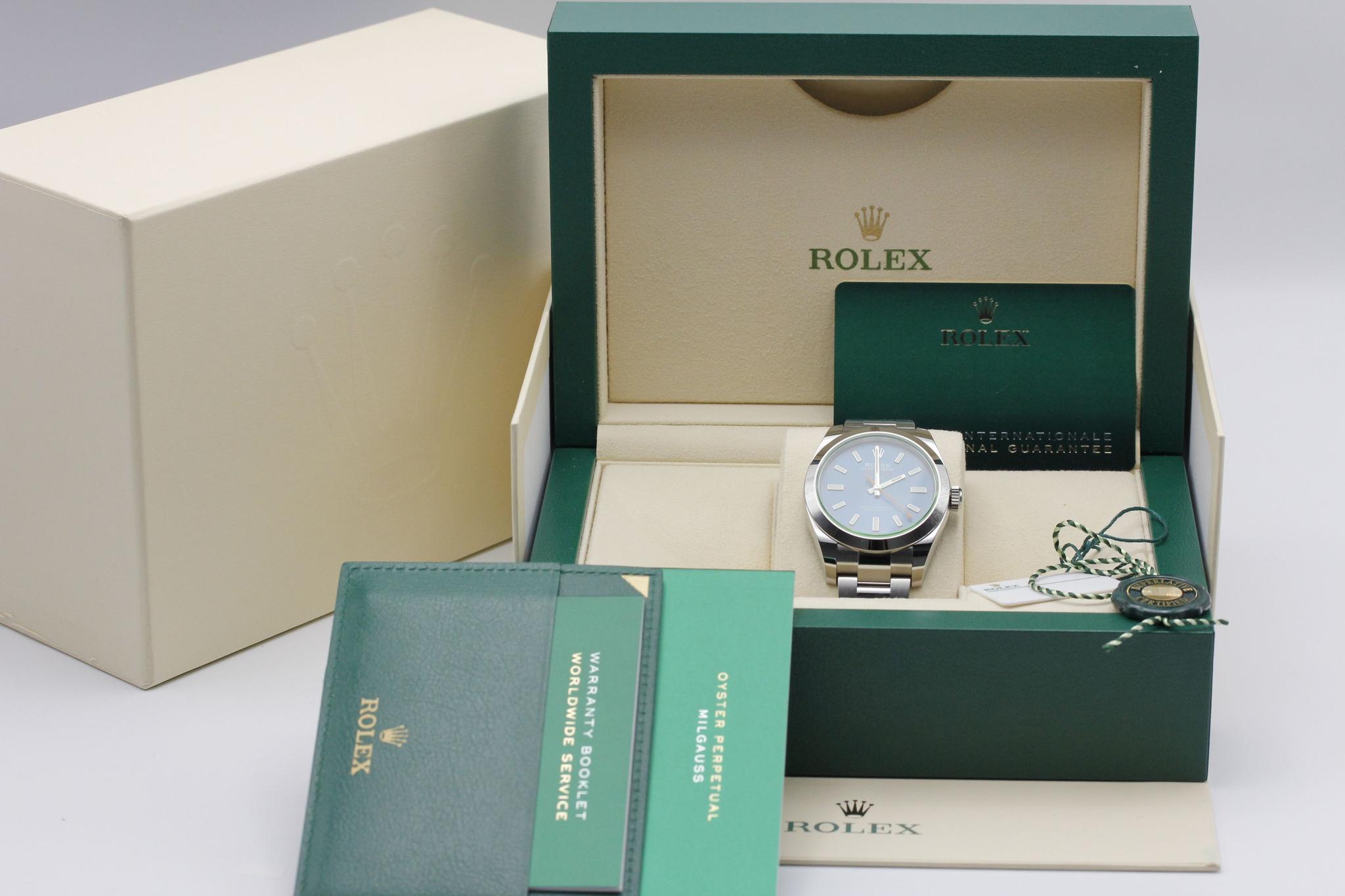 Watch Image 11