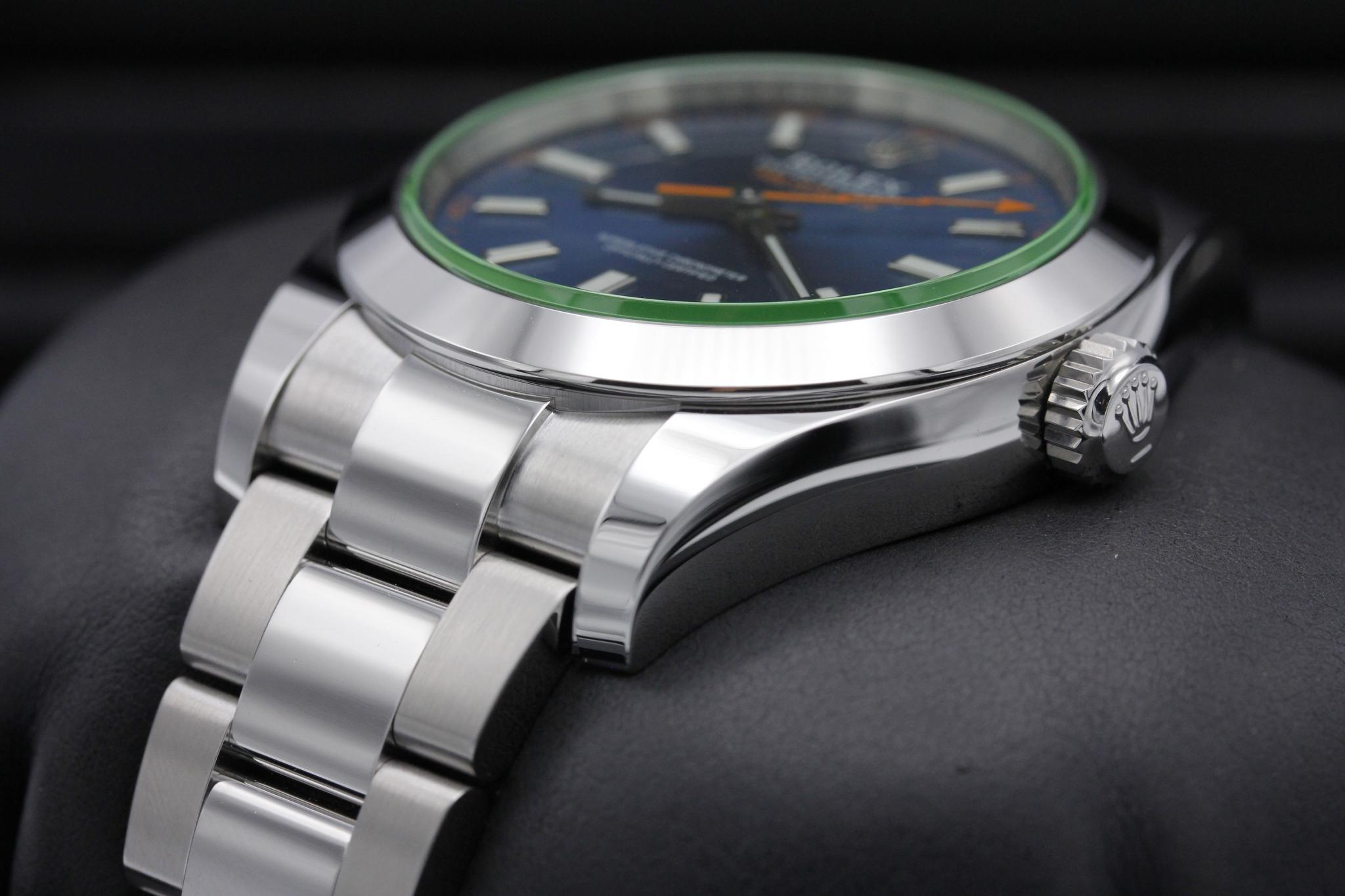 Watch Image 2