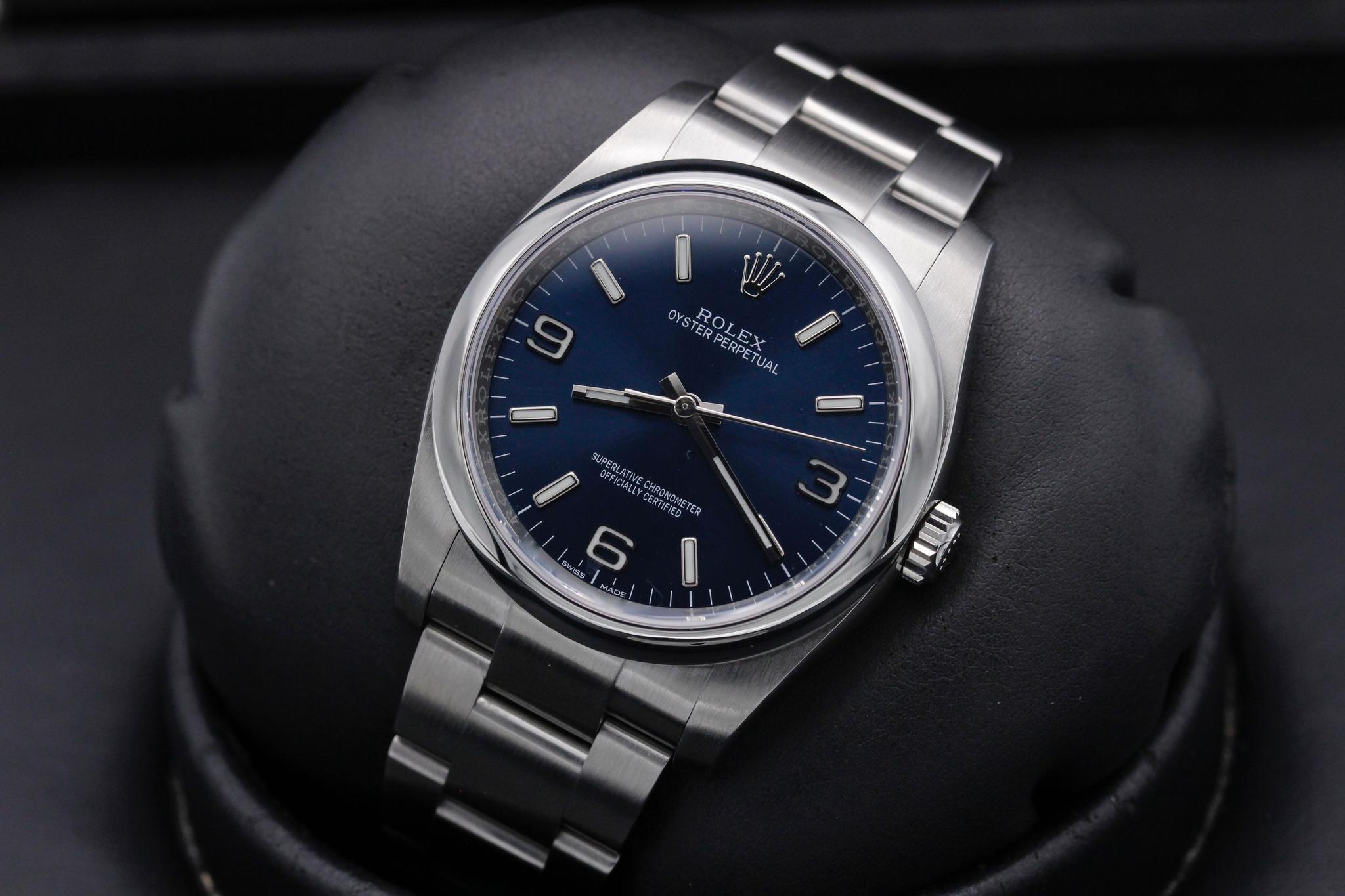 Watch Image 9