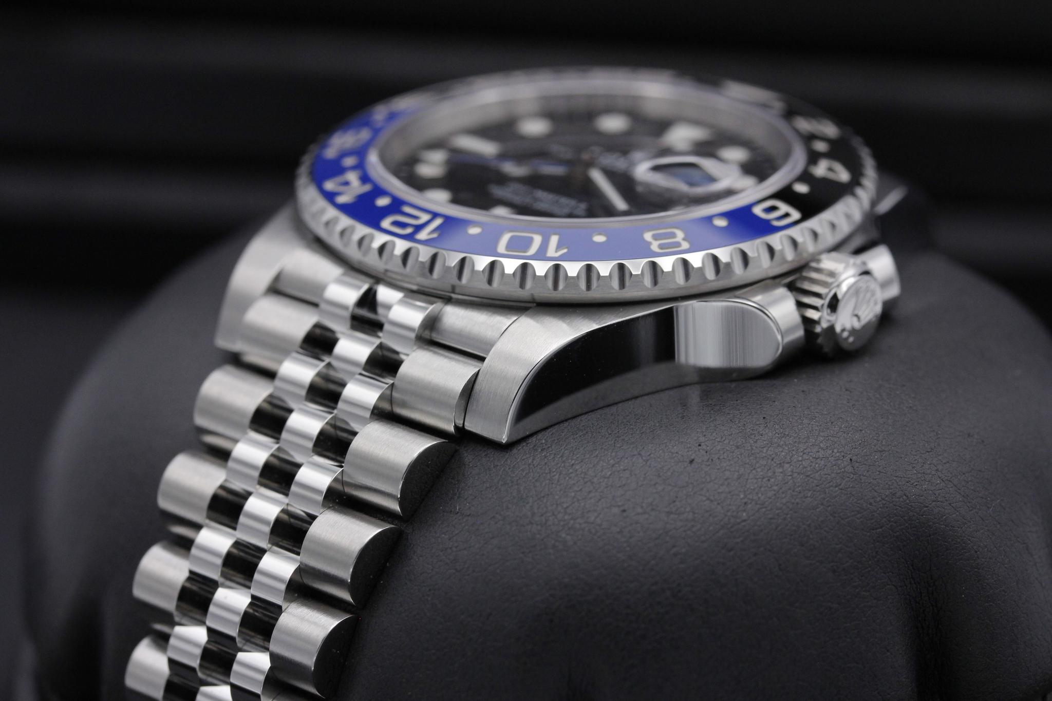 Watch Image 2