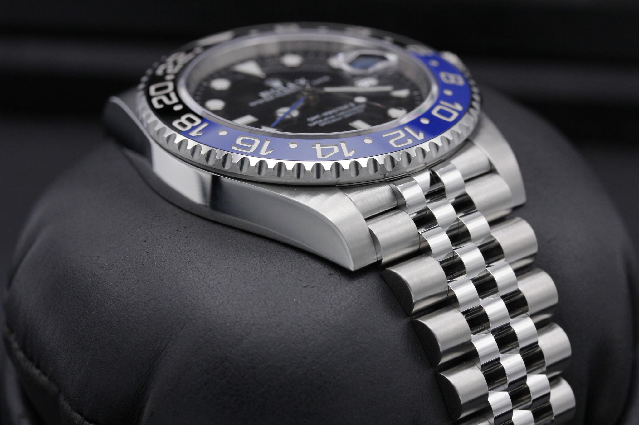 Watch Image 6