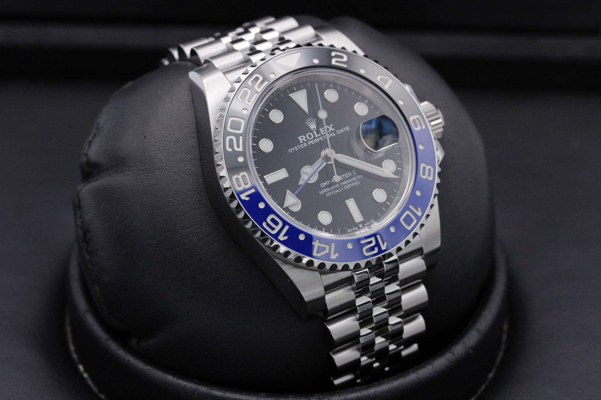 Watch Image 10