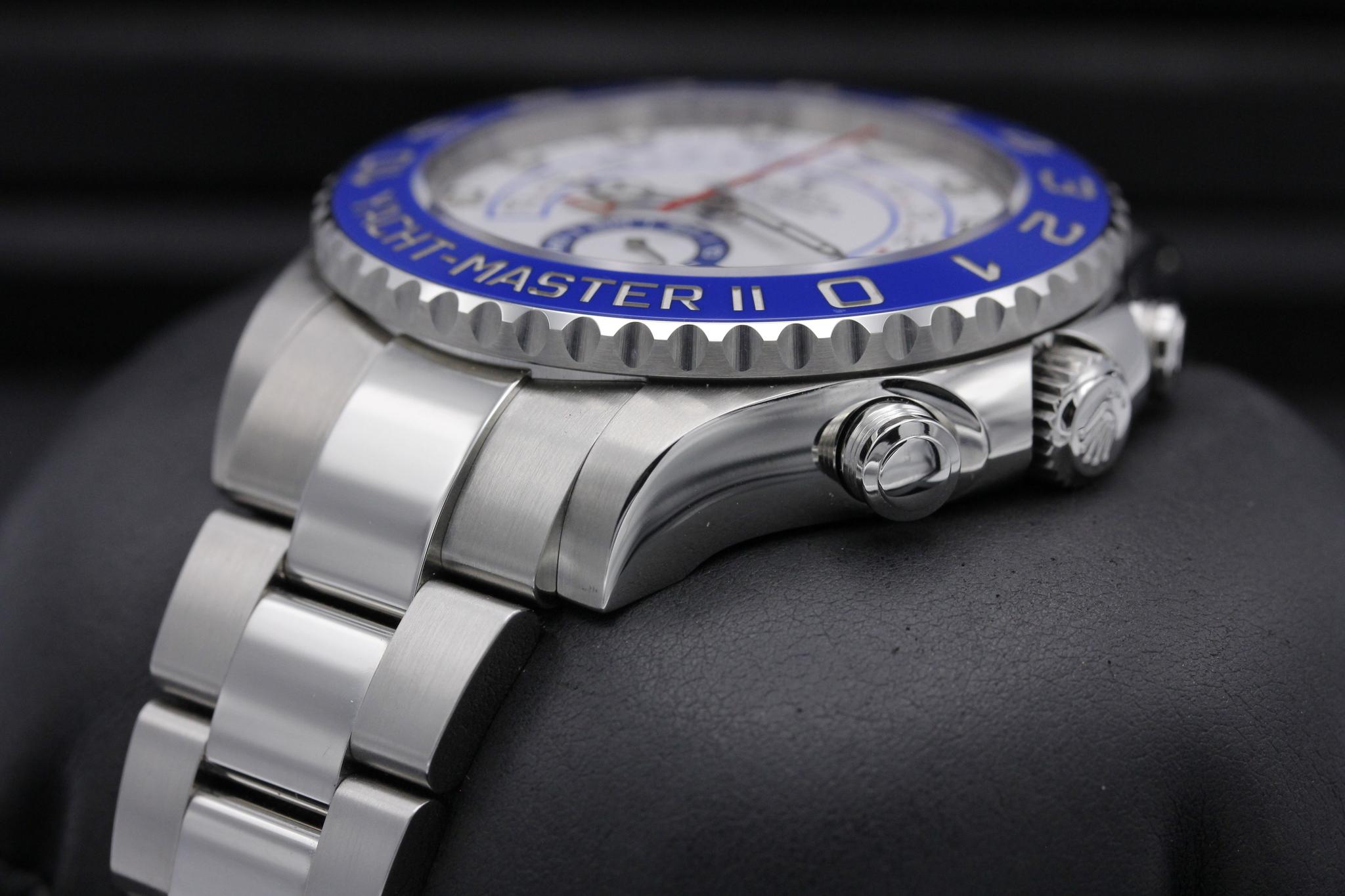 Watch Image 2
