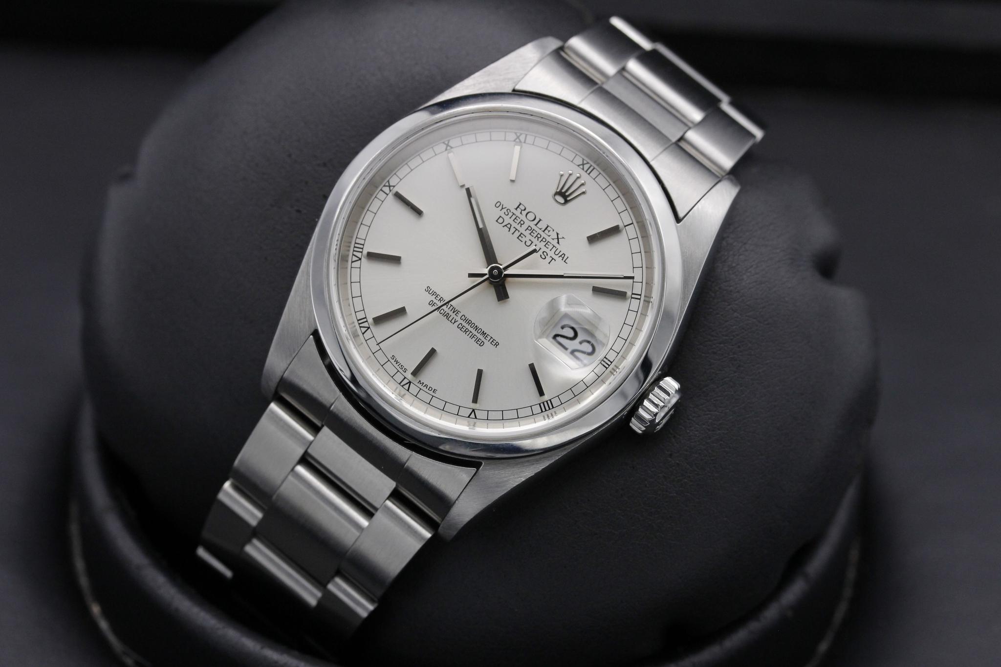 Watch Image 10