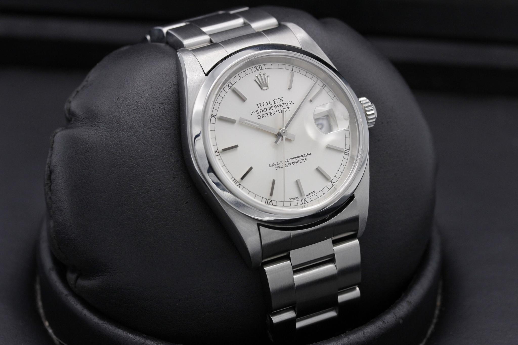 Watch Image 11