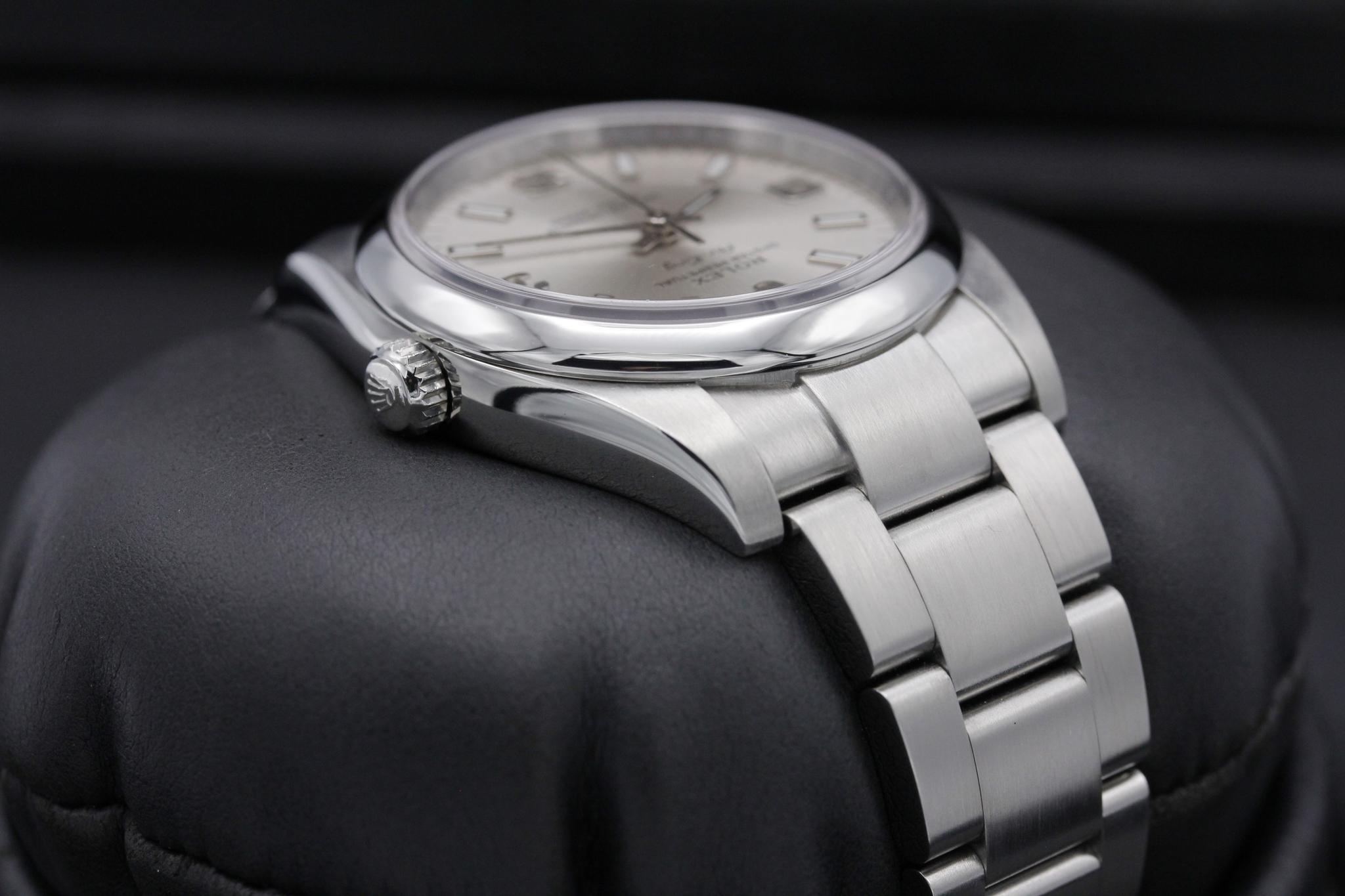 Watch Image 4