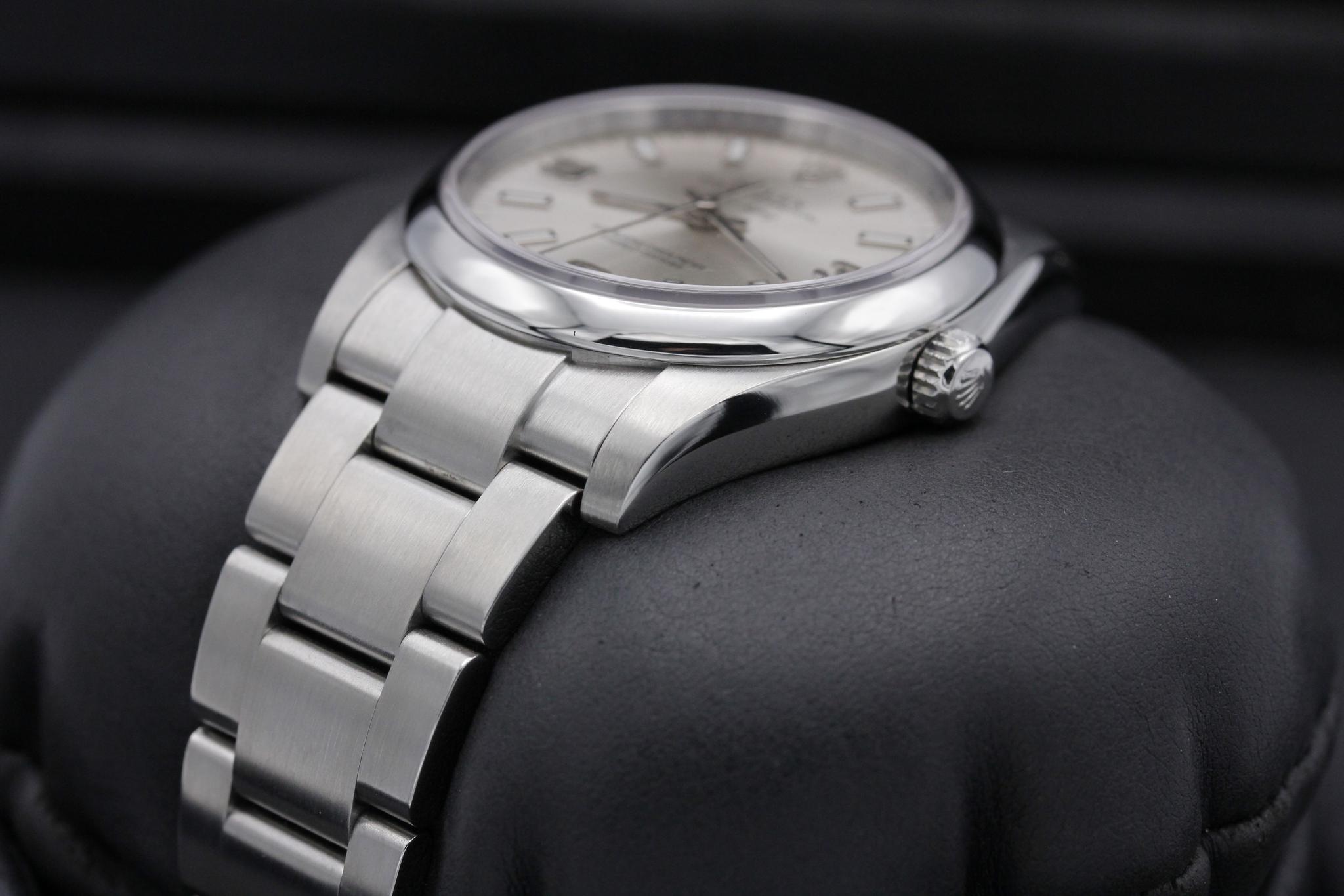 Watch Image 2