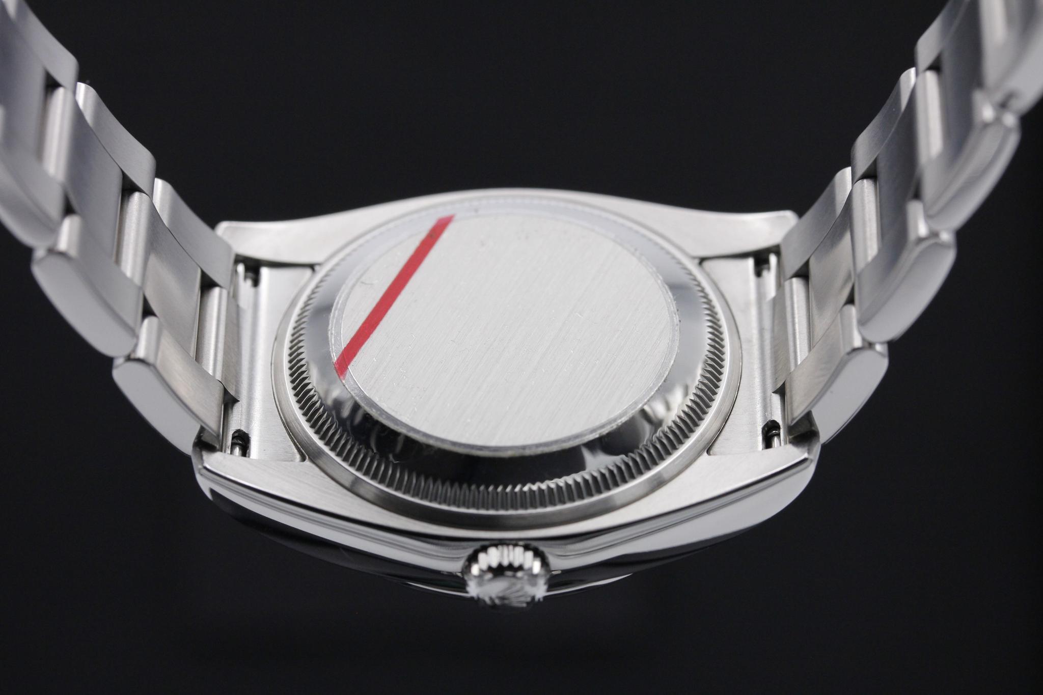 Watch Image 7