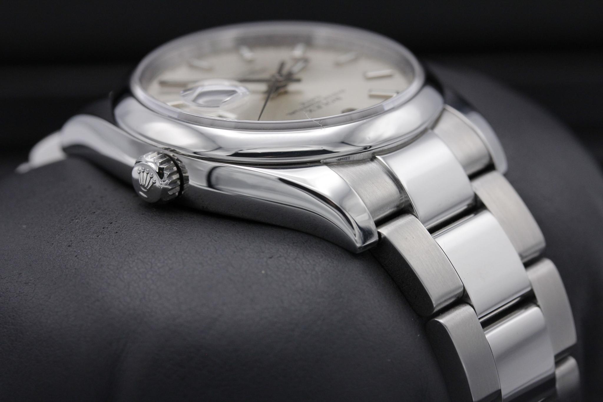 Watch Image 4