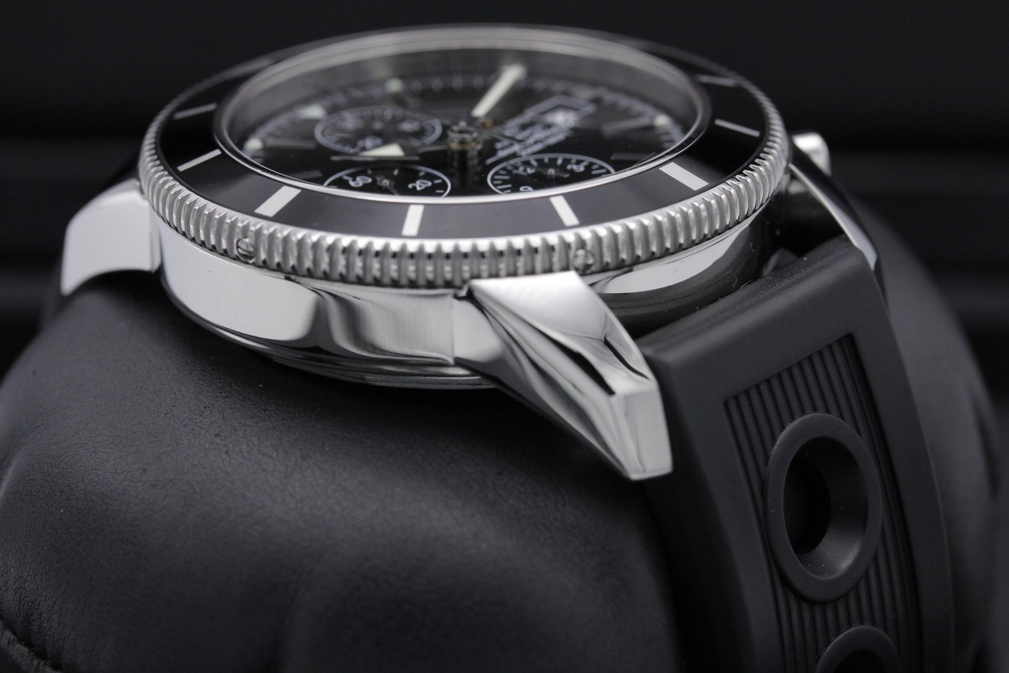 Watch Image 5