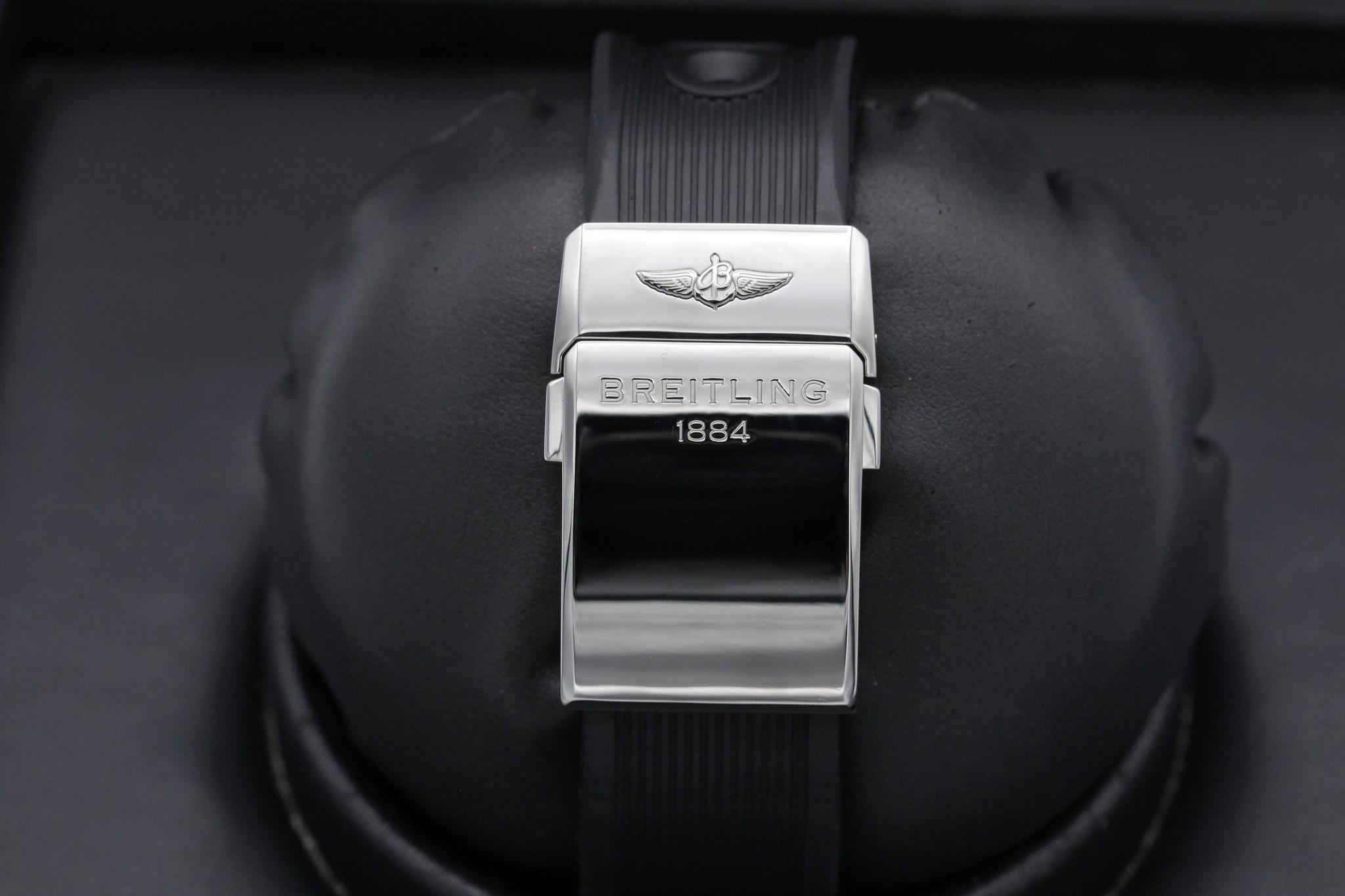 Watch Image 8