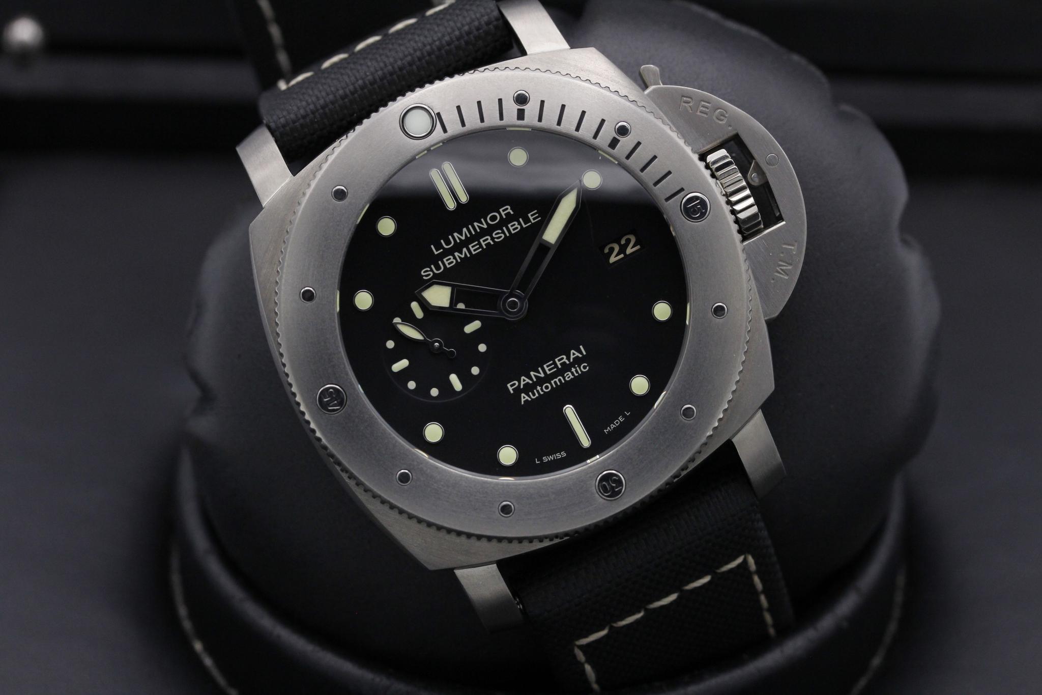 Watch Image 9