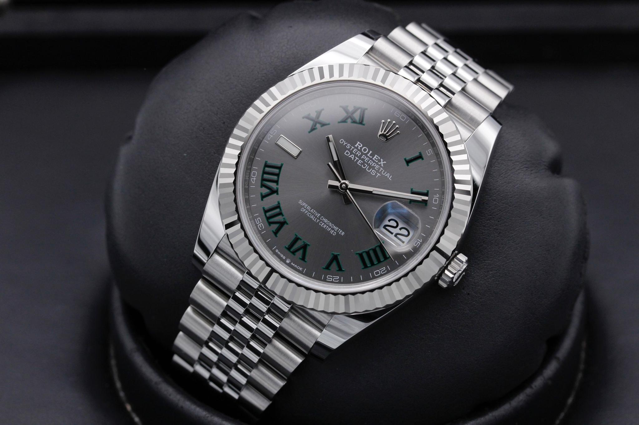 Watch Image 8