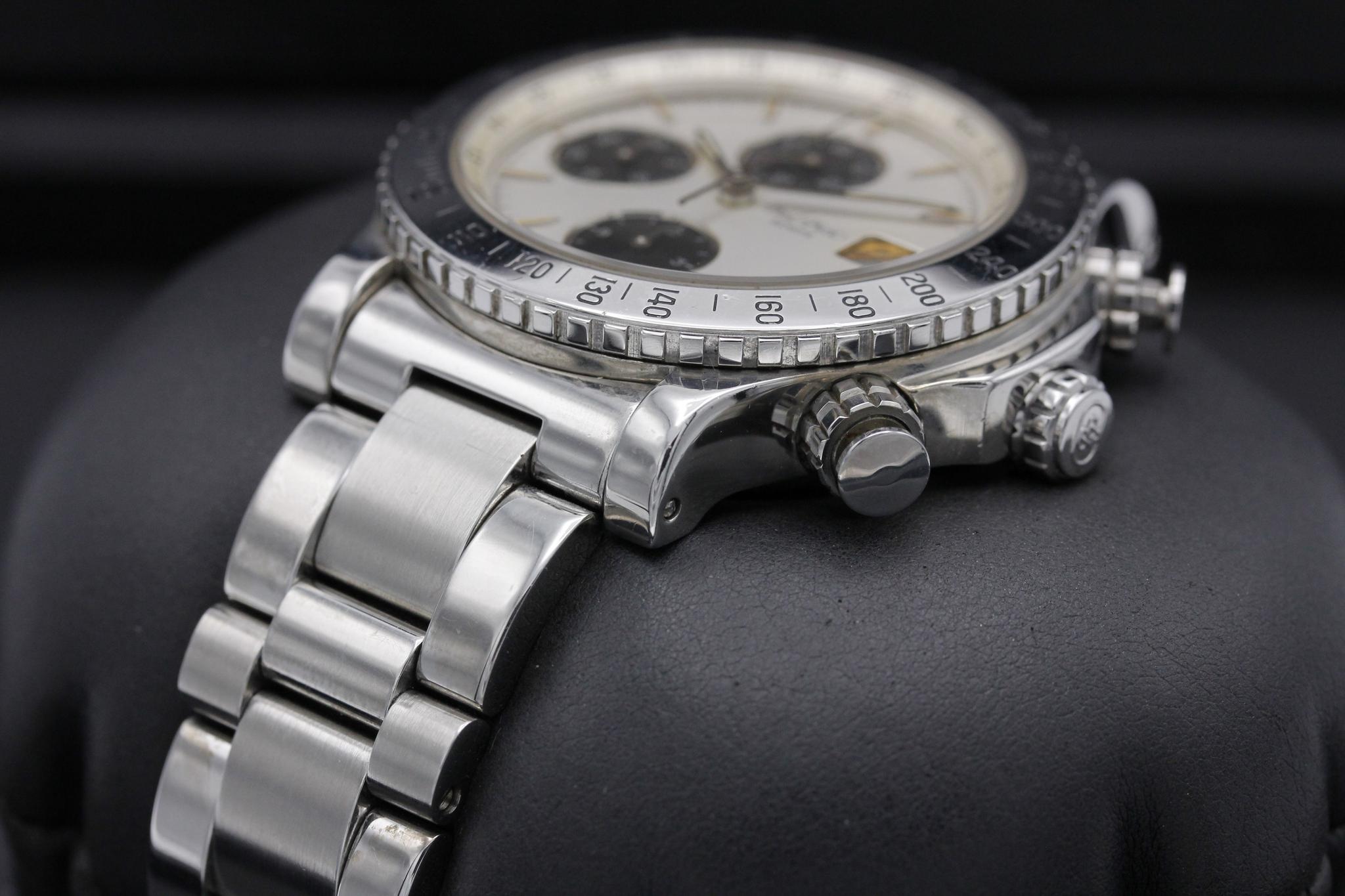 Watch Image 2