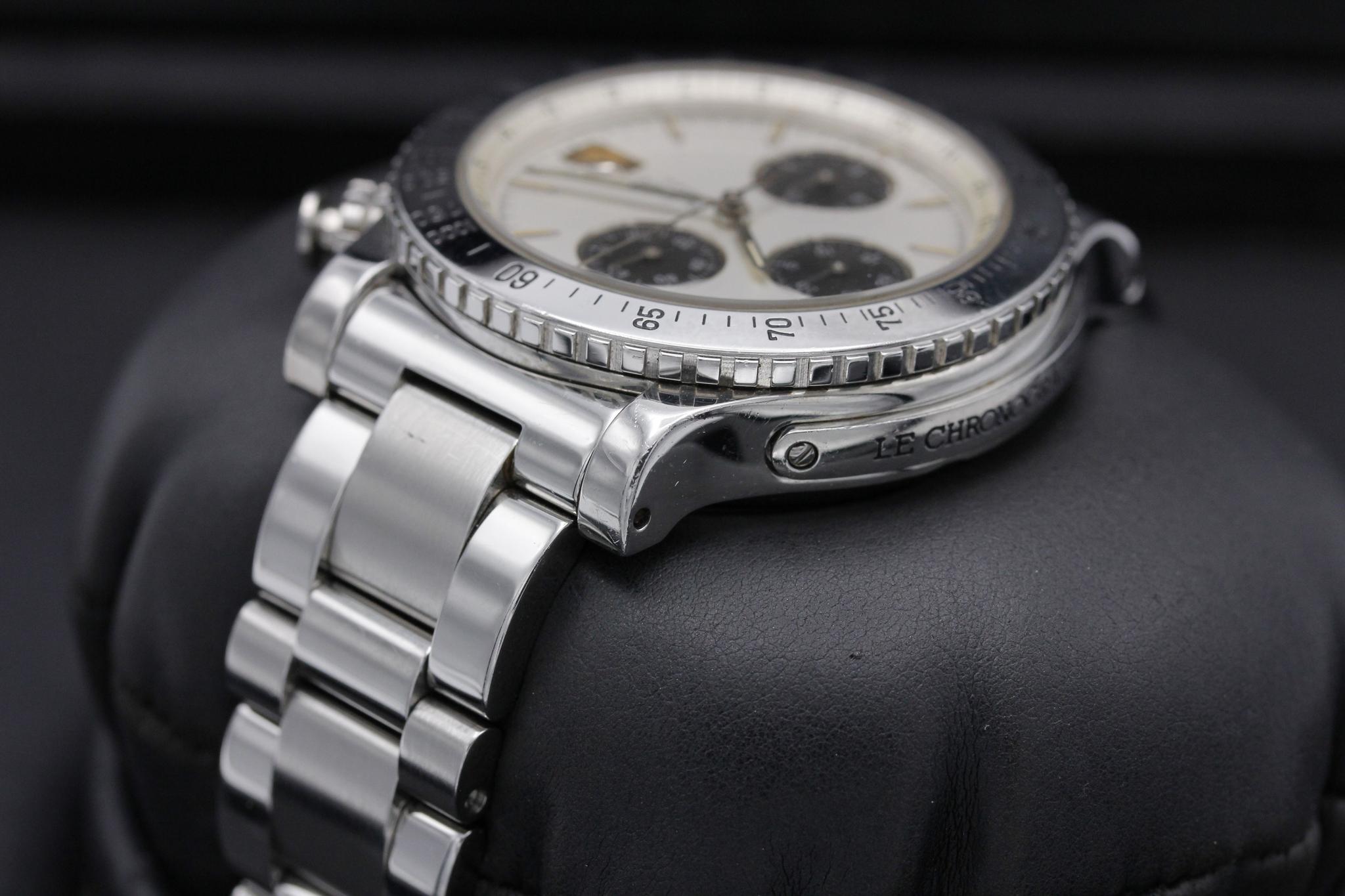 Watch Image 5