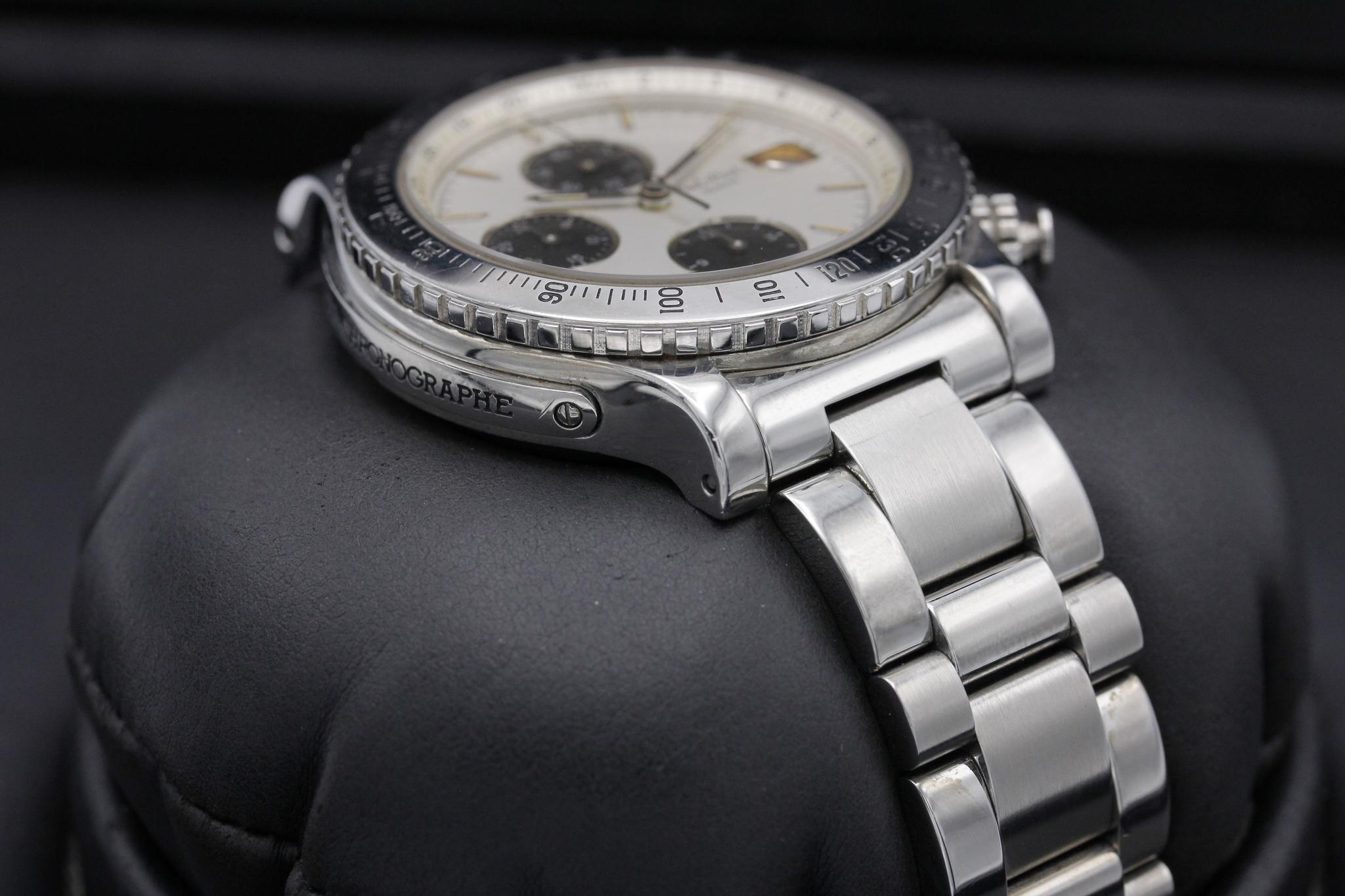 Watch Image 7
