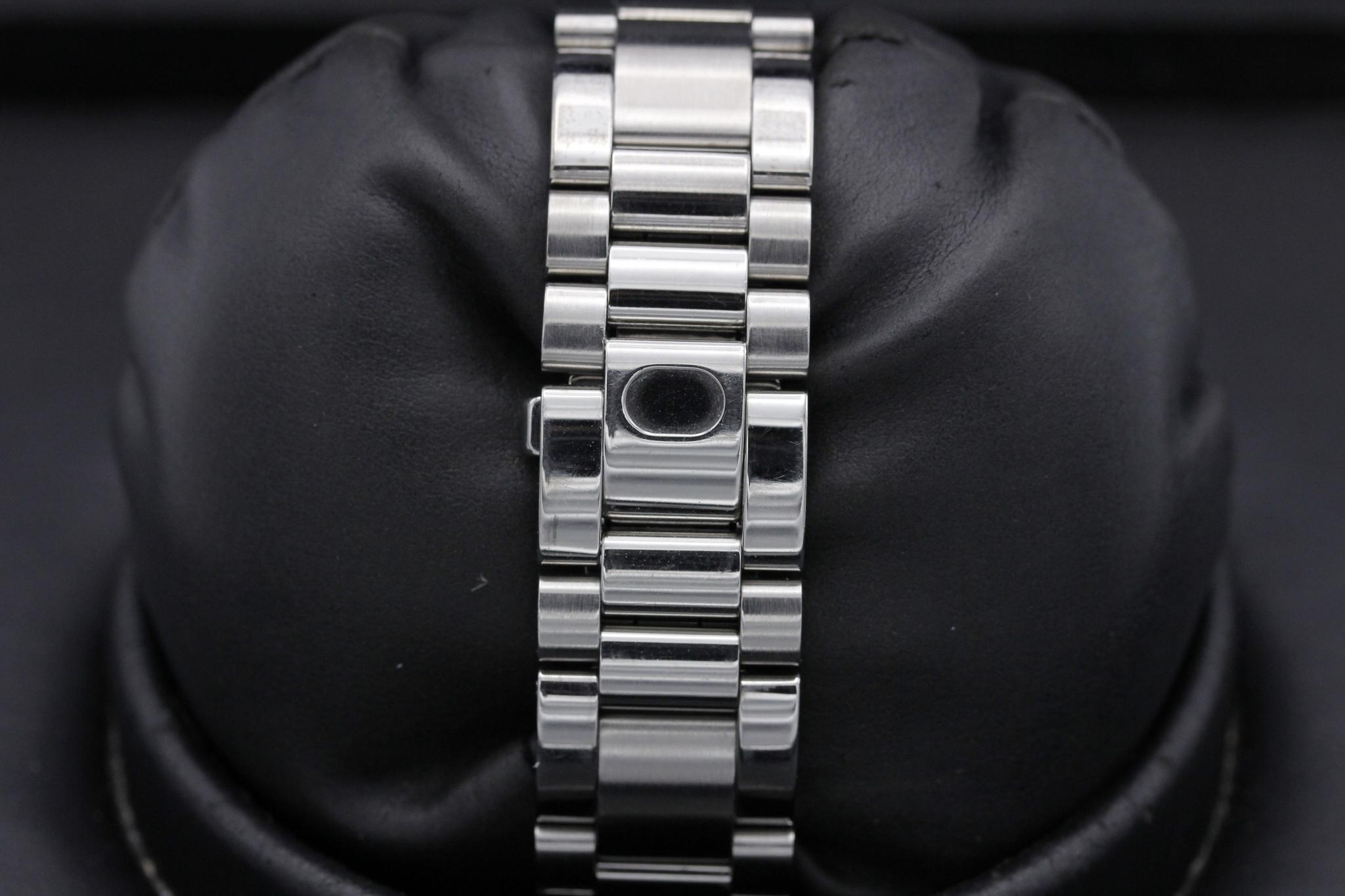Watch Image 9