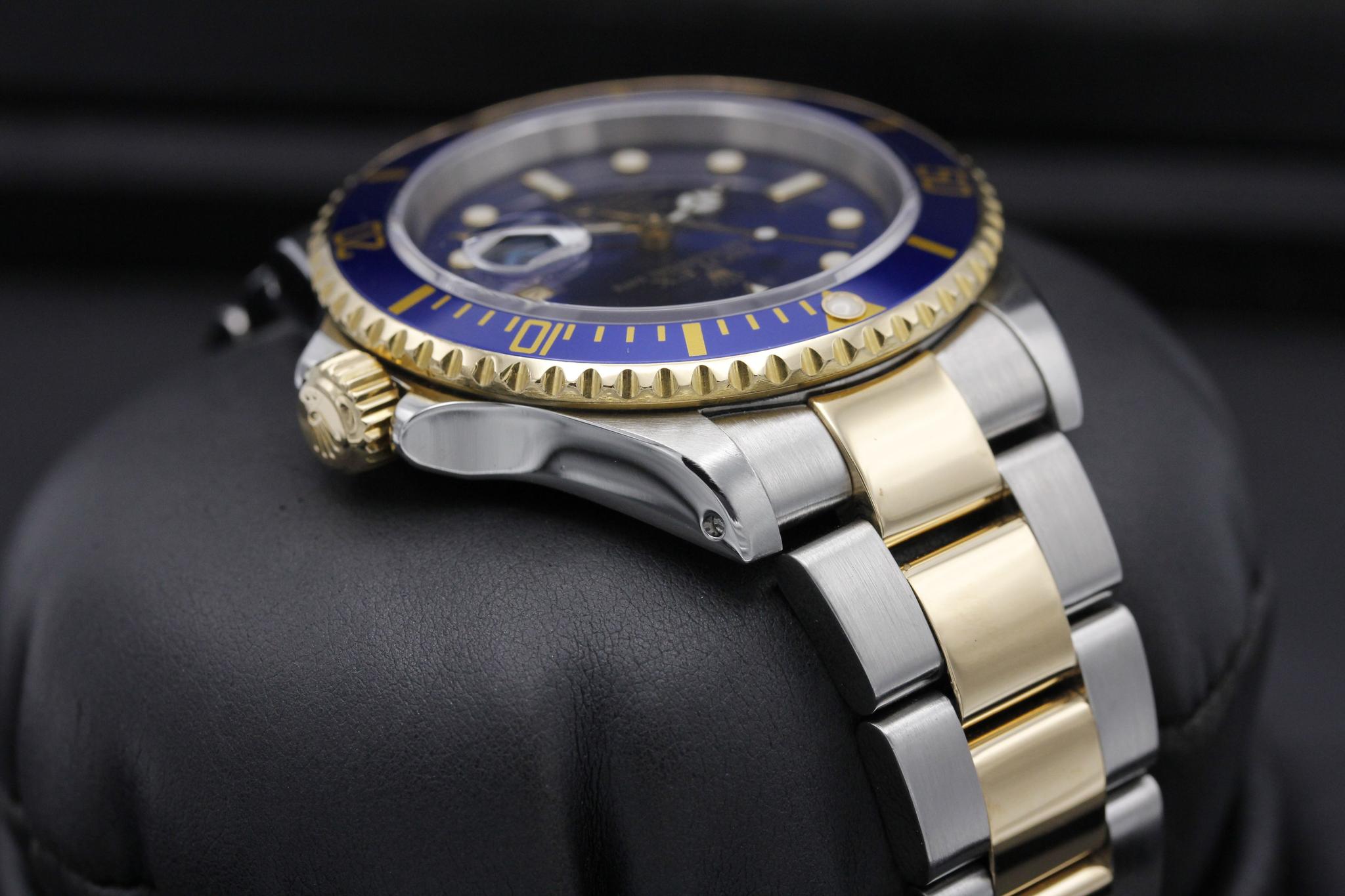 Watch Image 4