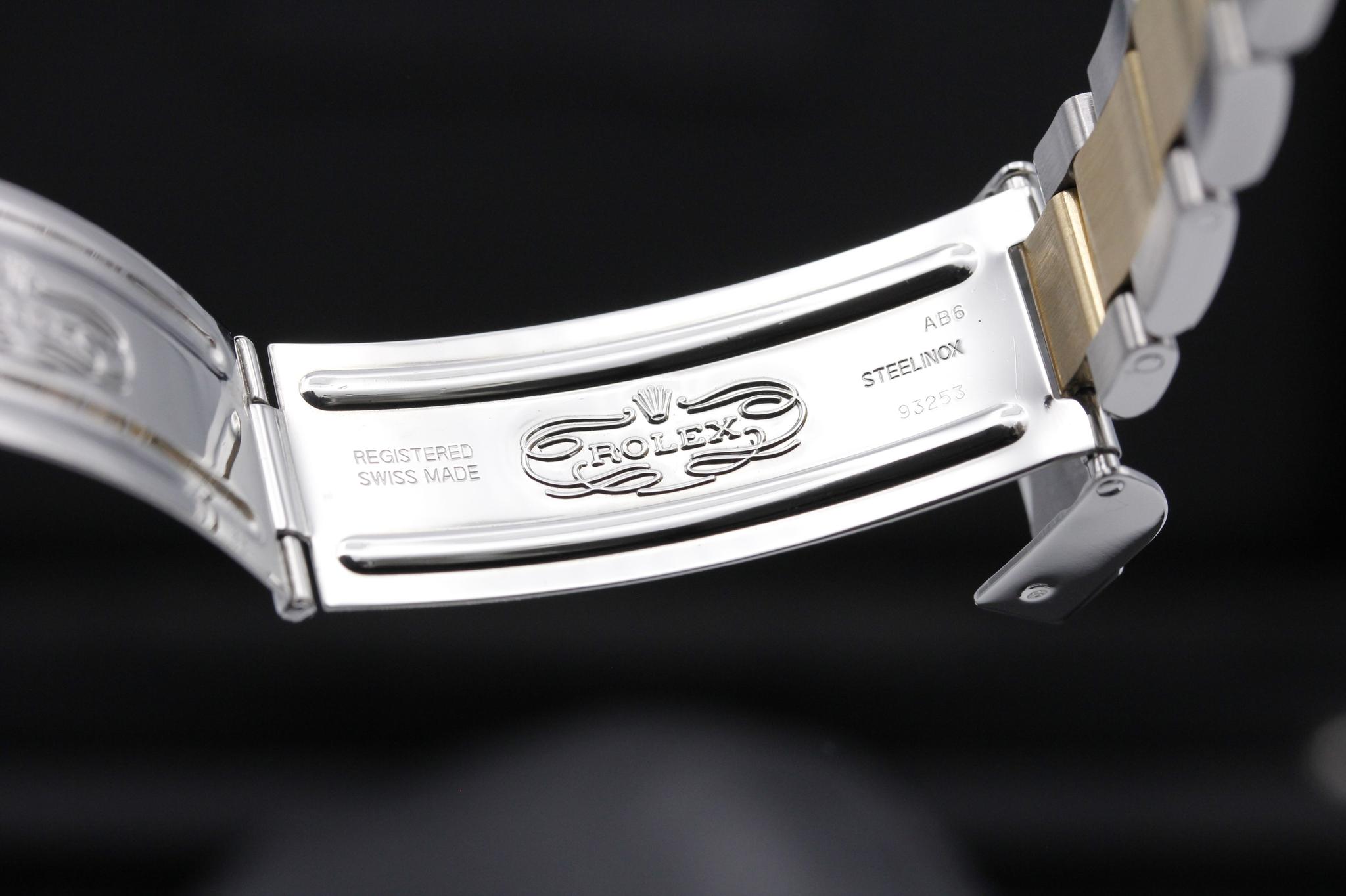 Watch Image 13
