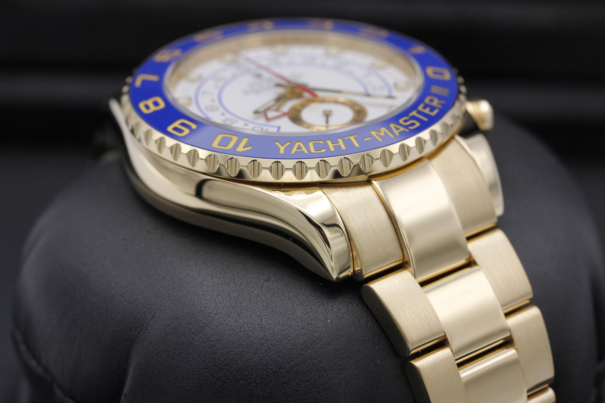 Watch Image 6