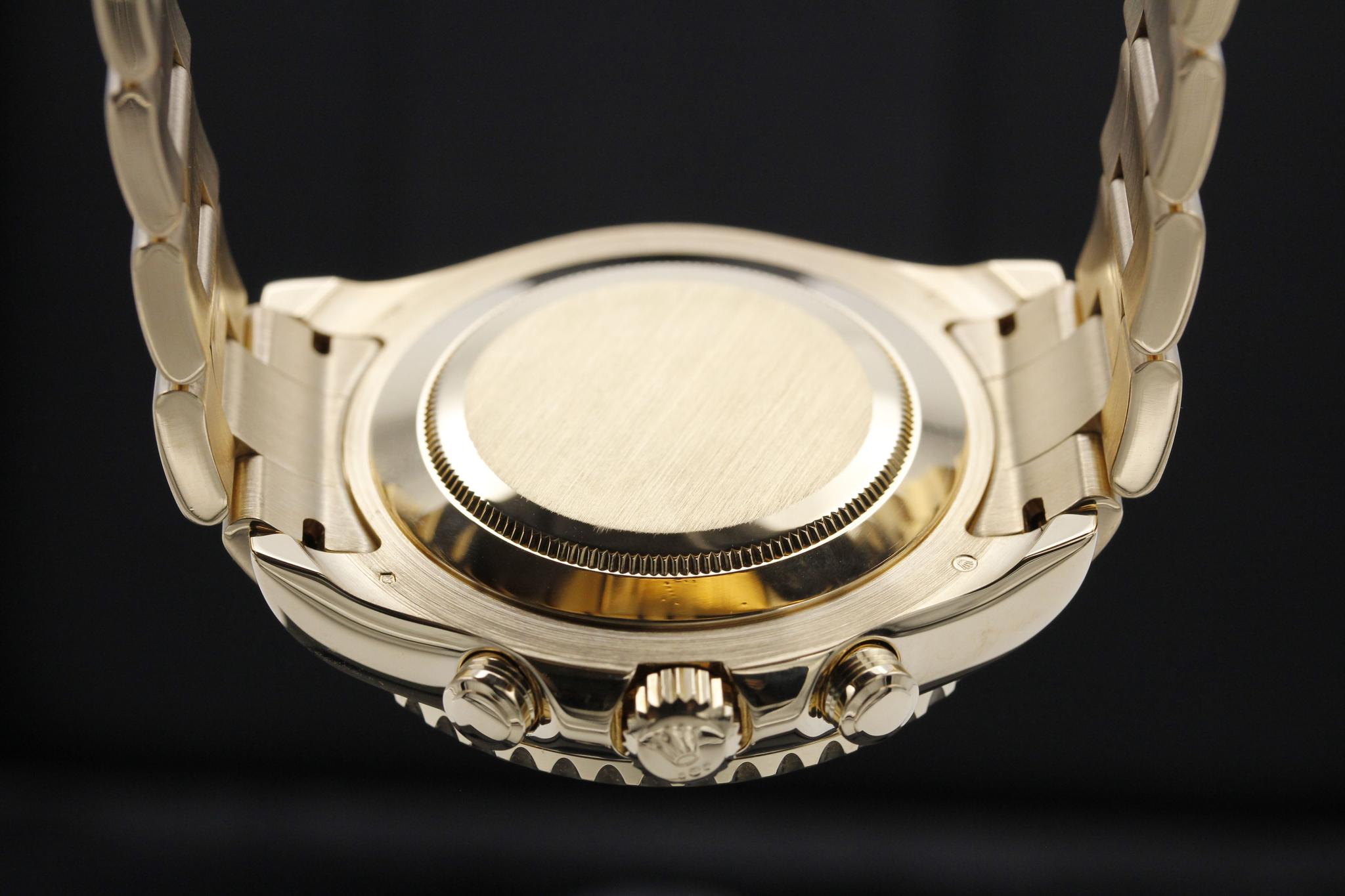 Watch Image 7