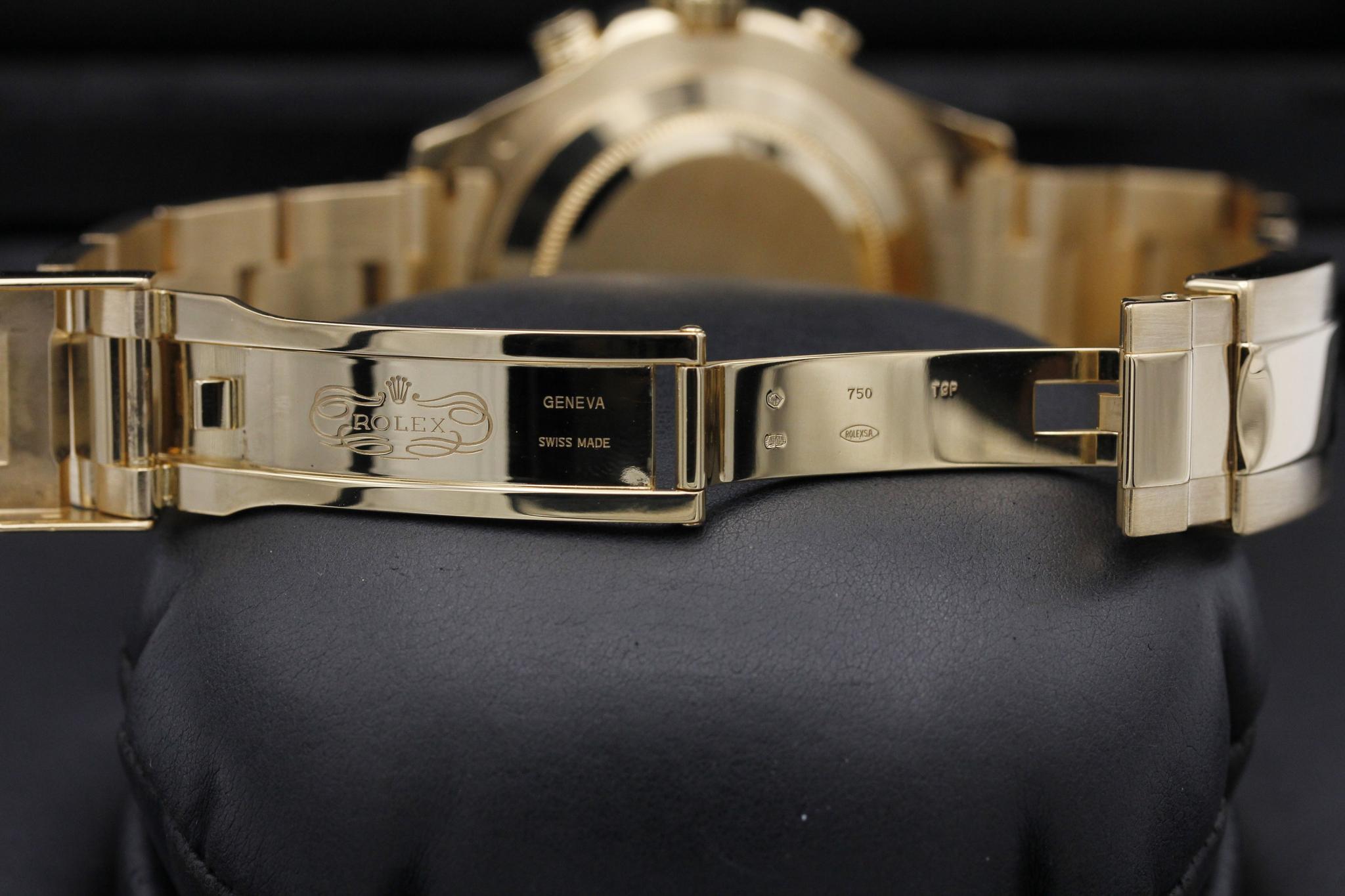 Watch Image 9