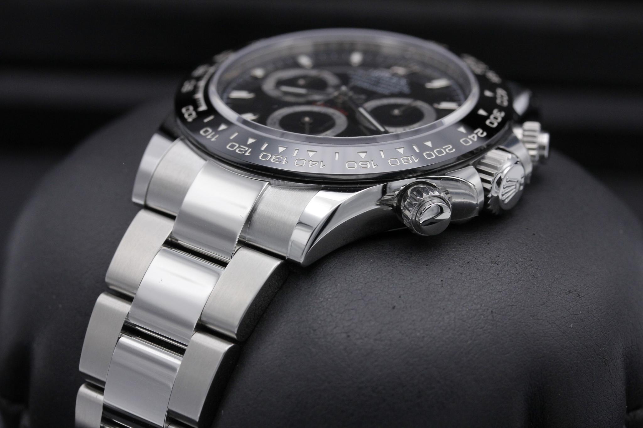 Watch Image 2
