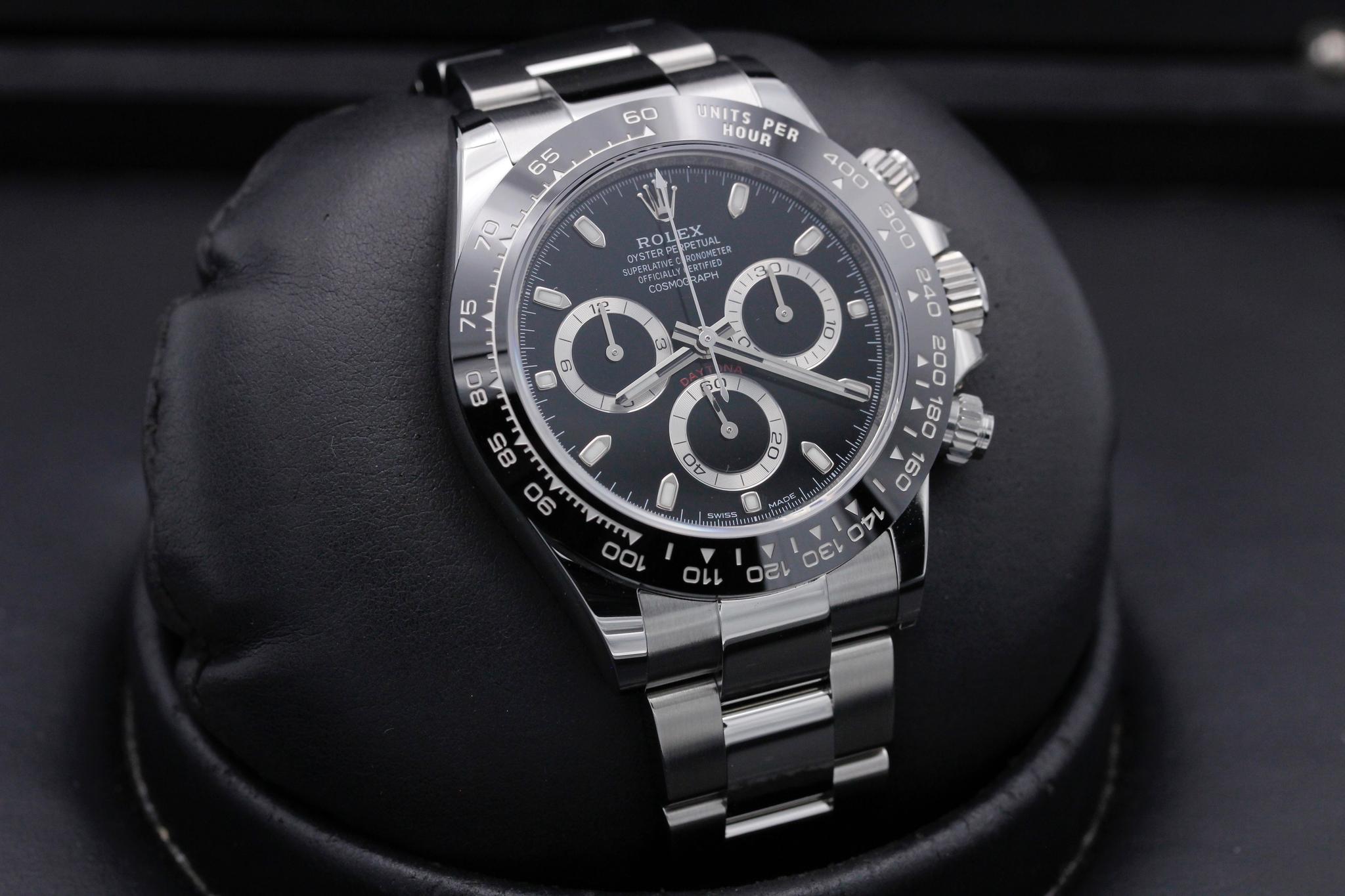 Watch Image 10