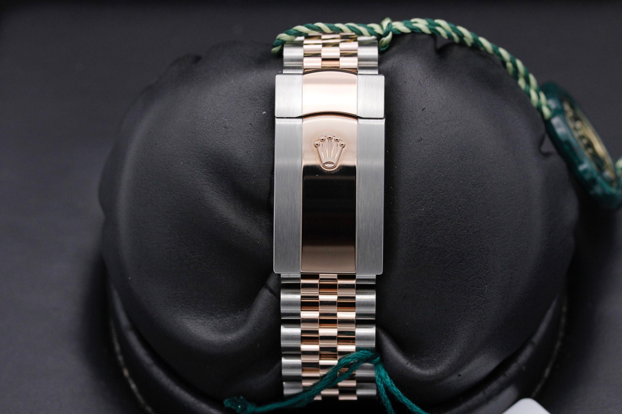 Watch Image 8