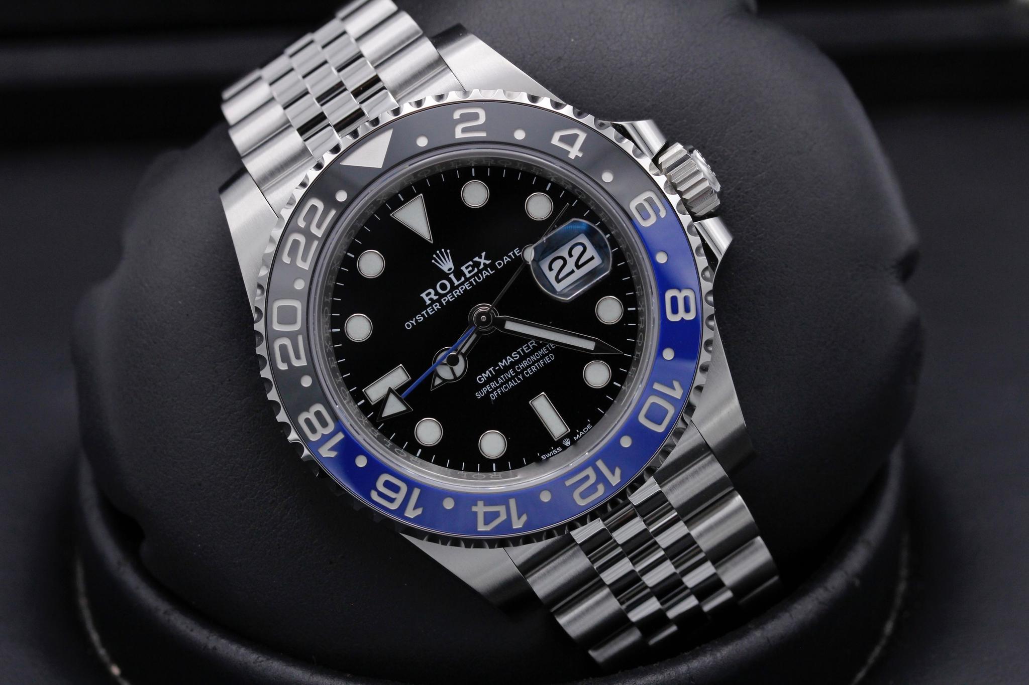 Watch Image 9