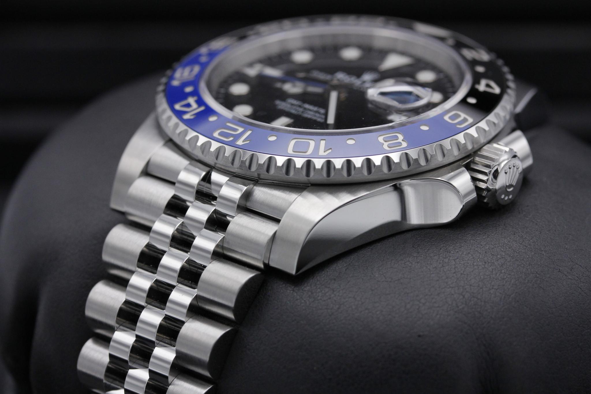 Watch Image 2