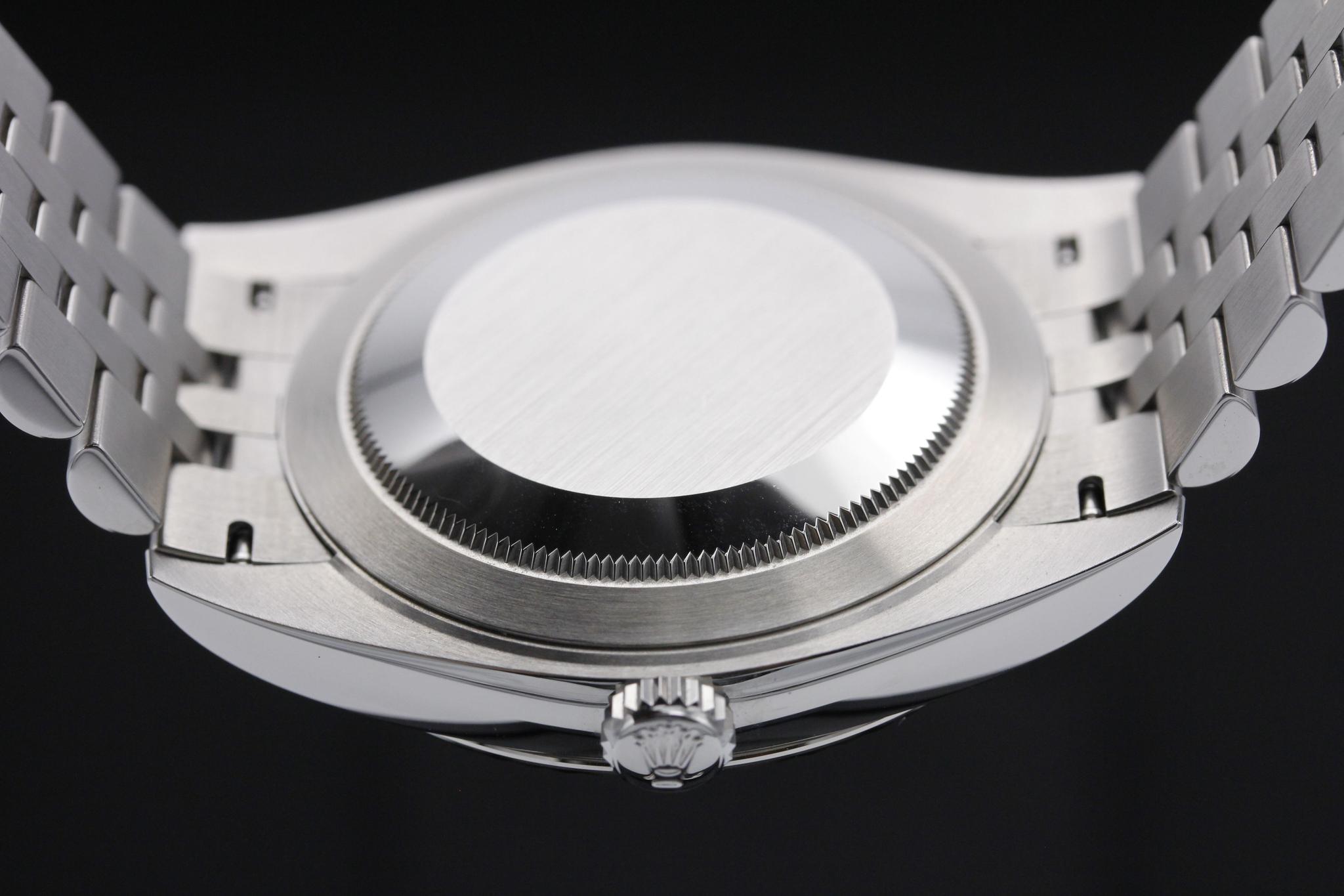 Watch Image 7