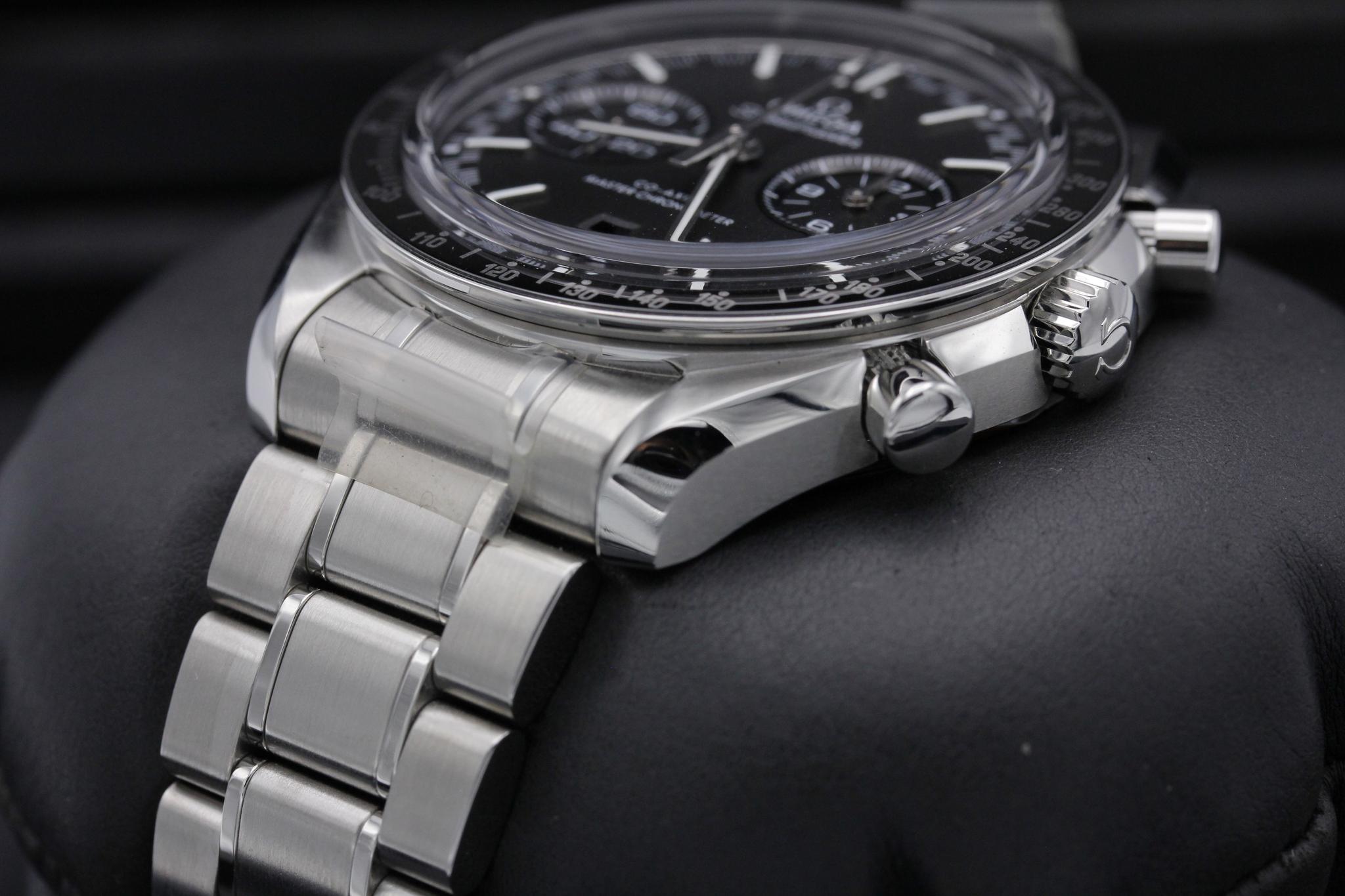 Watch Image 2