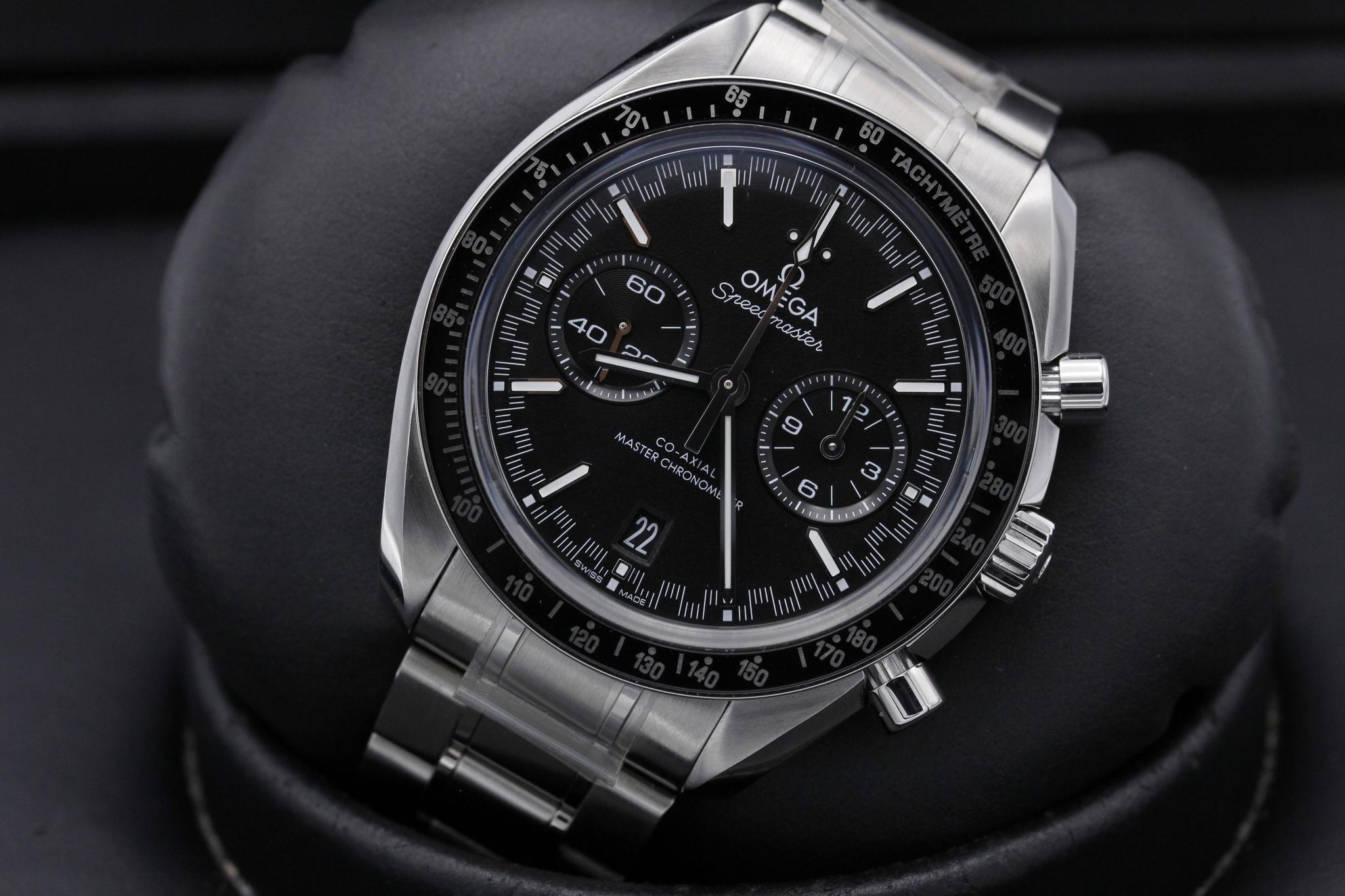 Watch Image 10