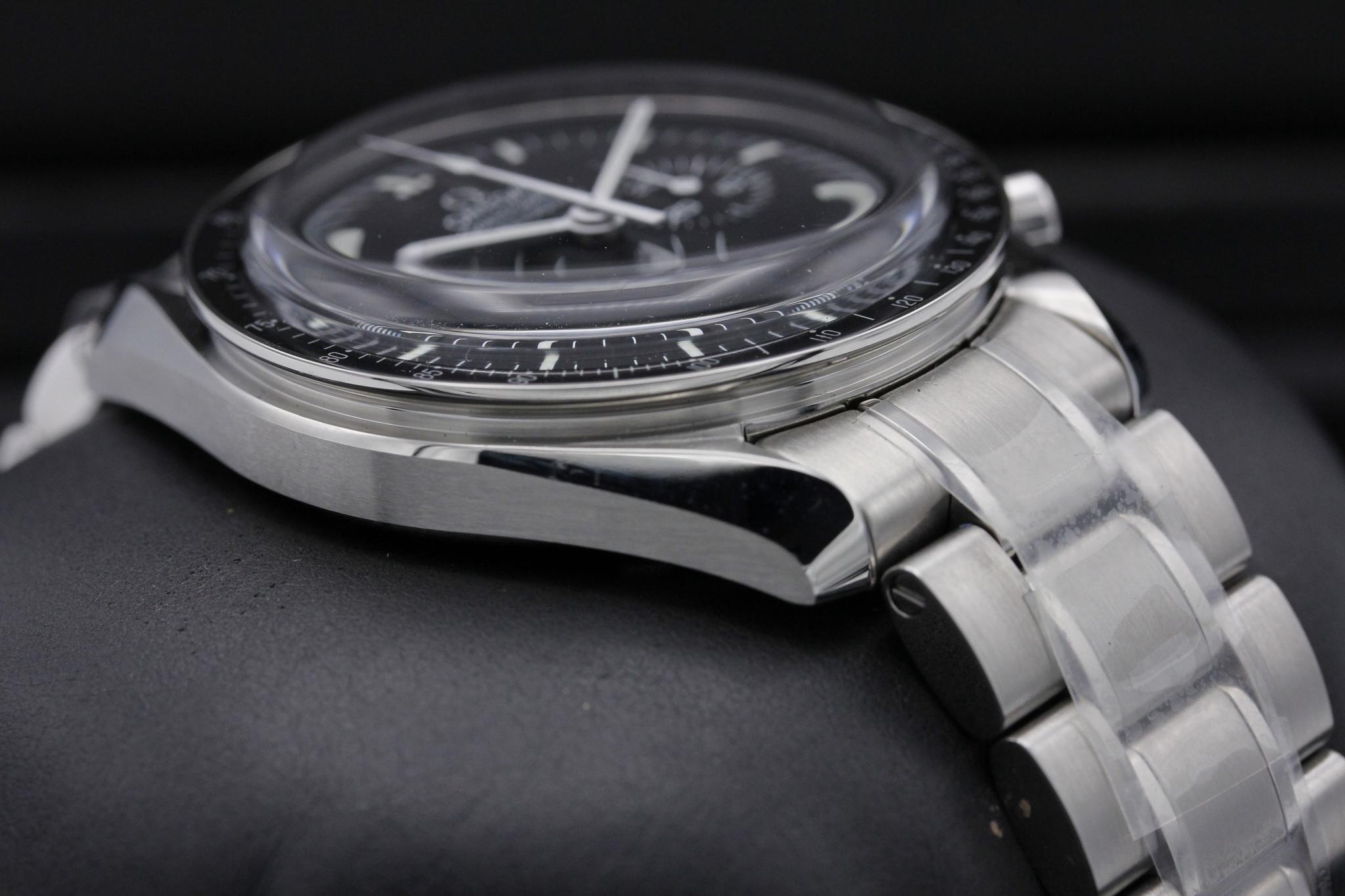 Watch Image 6