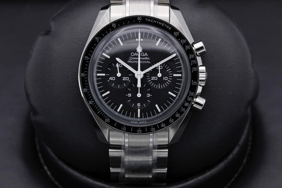 Omega Speedmaster Hesalite 311.30.42.30.01.005