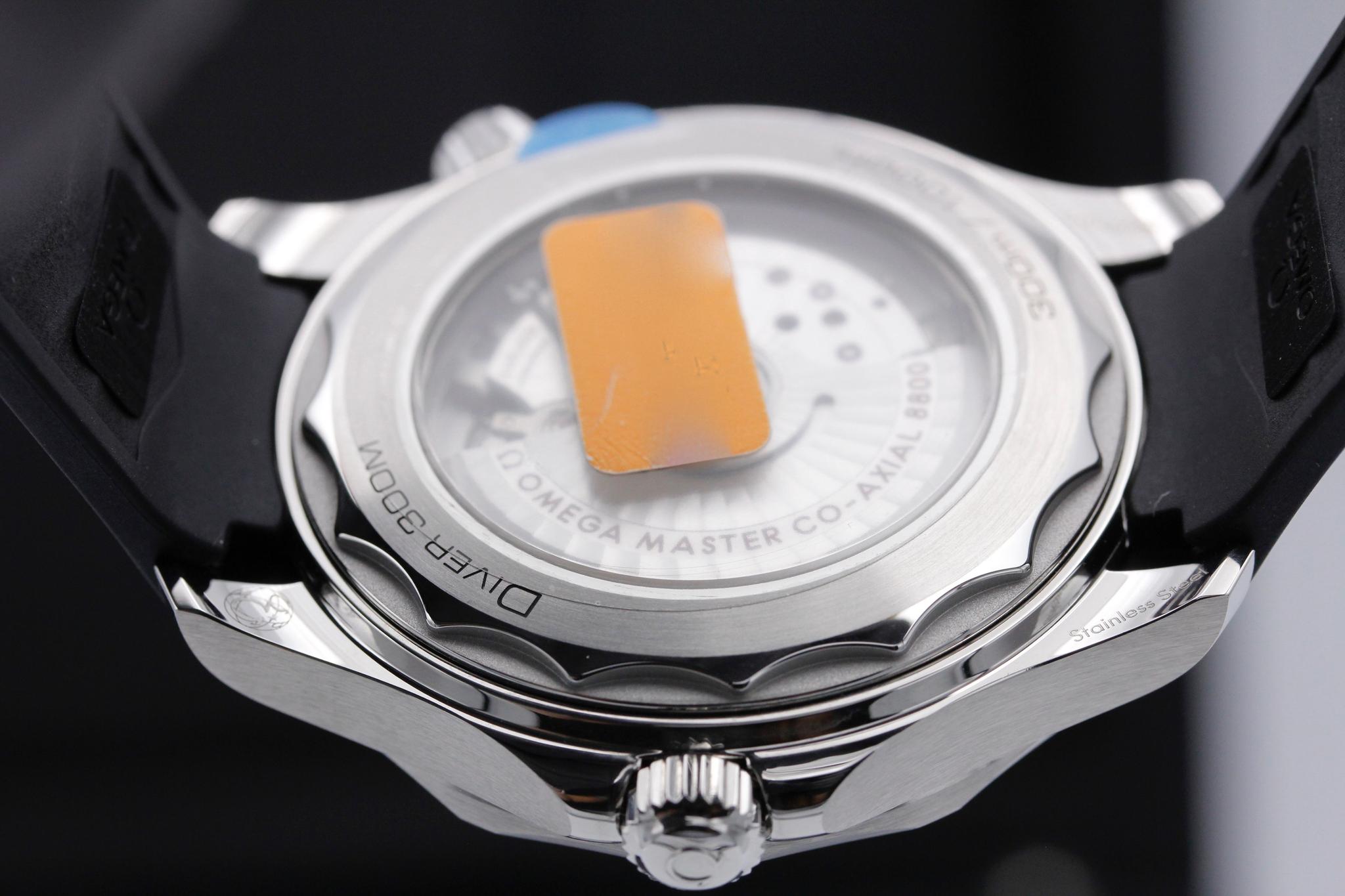 Watch Image 7